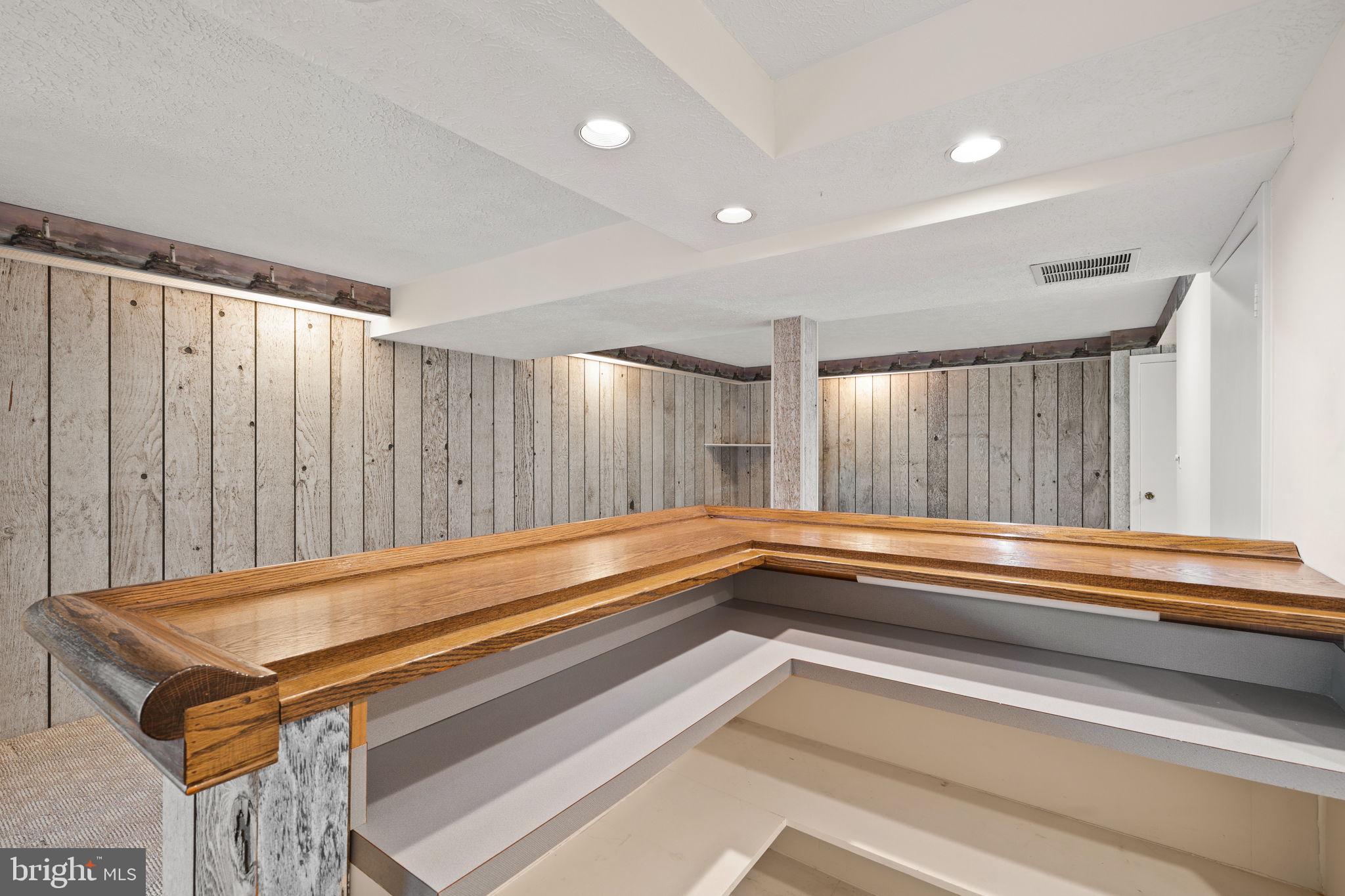 MIDDLE VALLEY - Residential