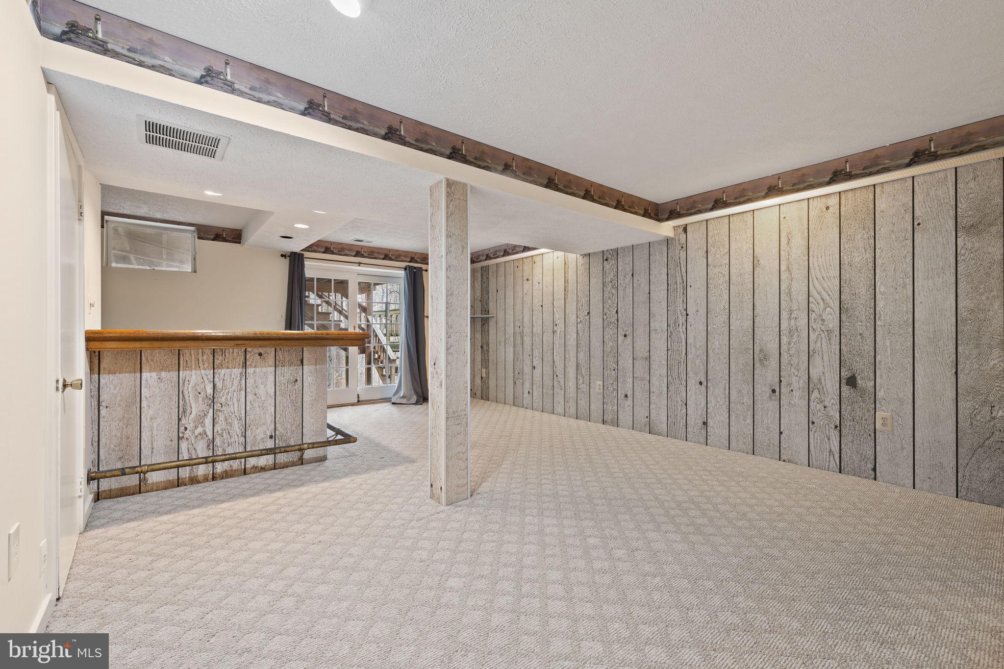 MIDDLE VALLEY - Residential