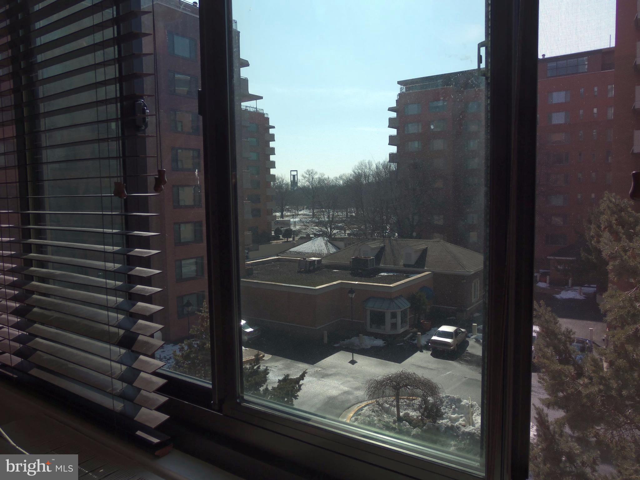 RIVER PLACE EAST - Residential Lease