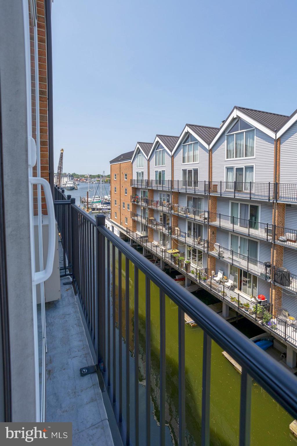 THE TECUMSEH - Residential