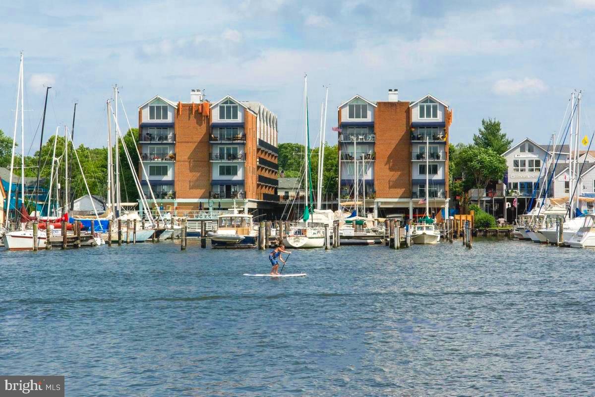 THE TECUMSEH - Residential