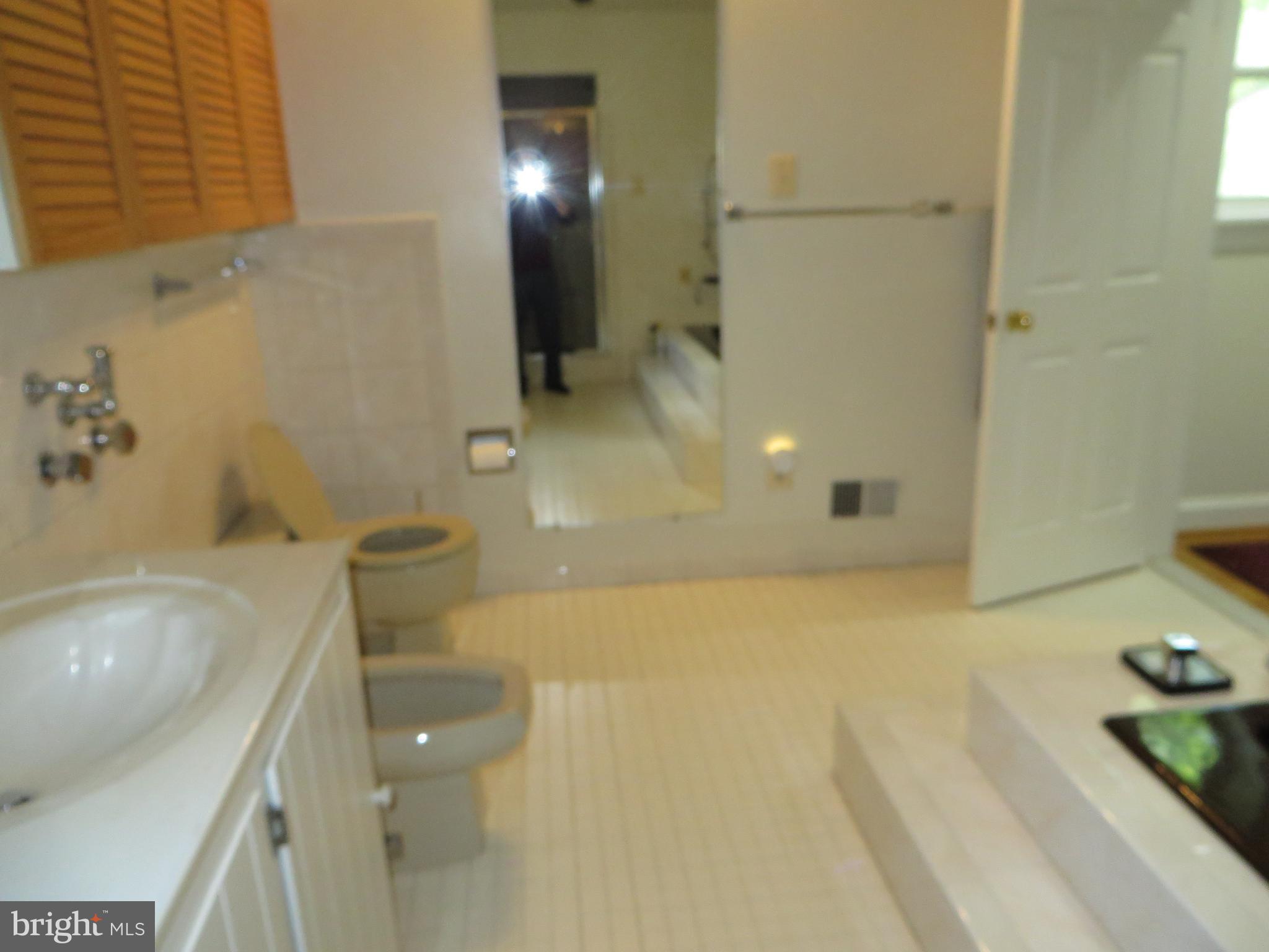 CARRIAGE WORKS - Residential Lease