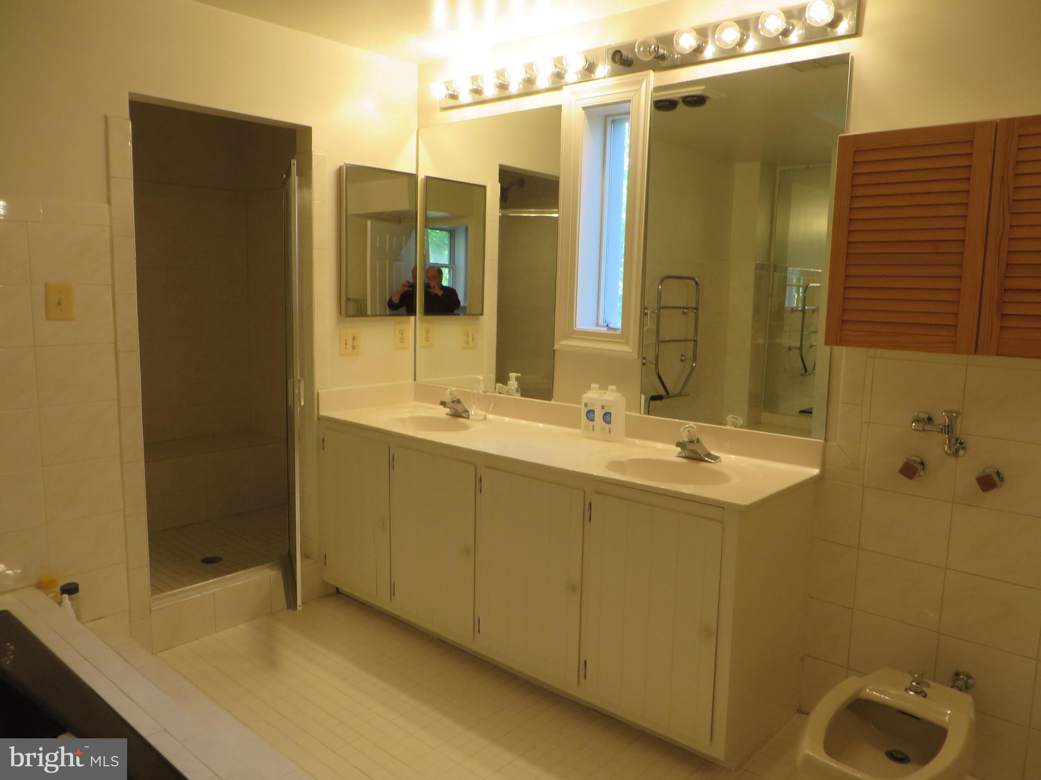 CARRIAGE WORKS - Residential Lease