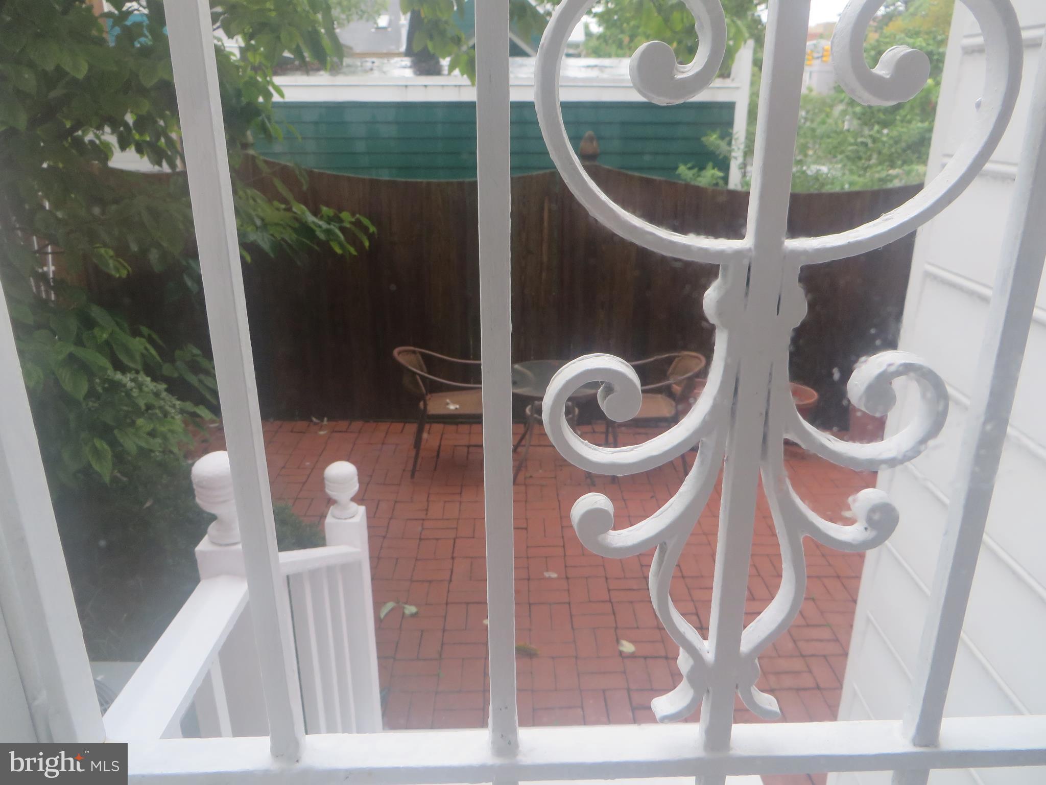 CARRIAGE WORKS - Residential Lease