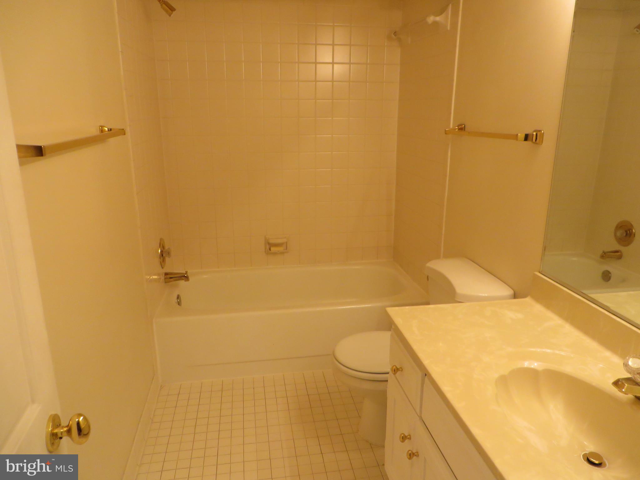 CARRIAGE WORKS - Residential Lease