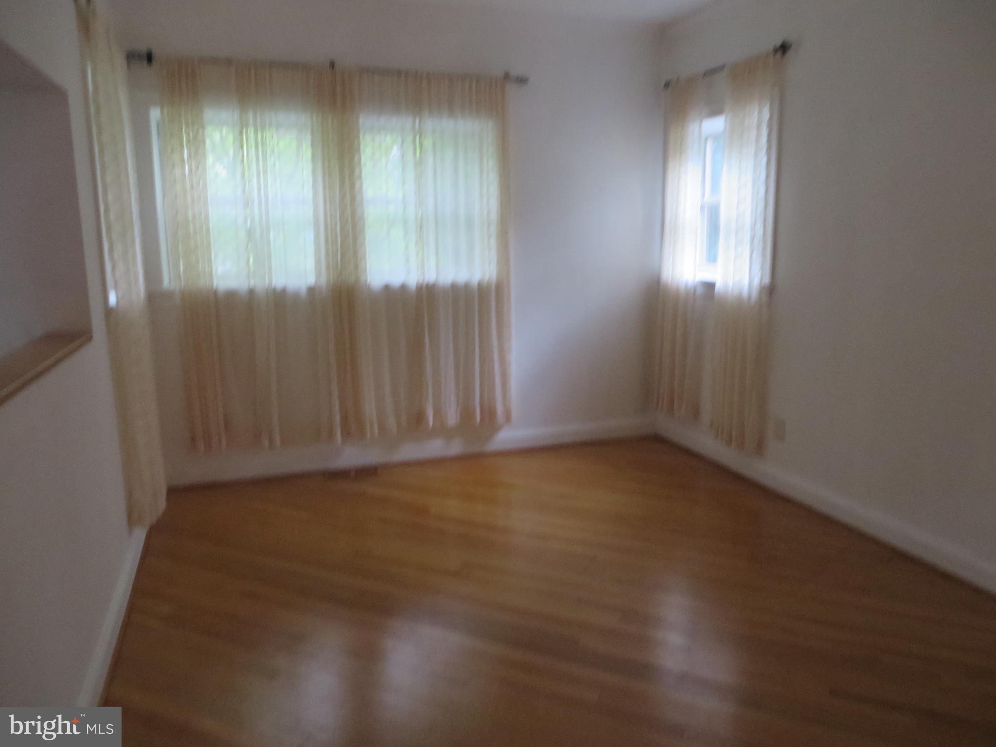 CARRIAGE WORKS - Residential Lease