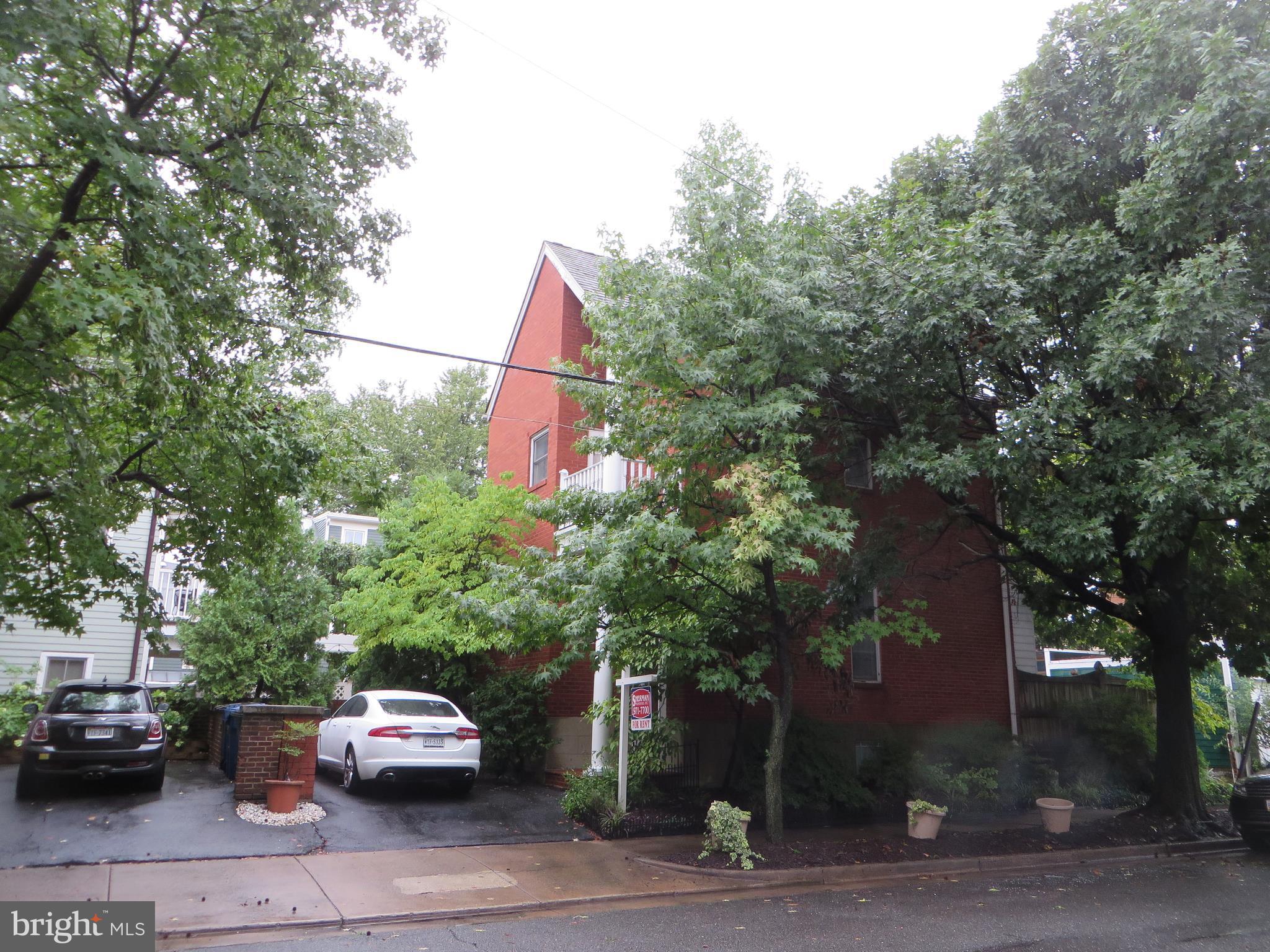 CARRIAGE WORKS - Residential Lease