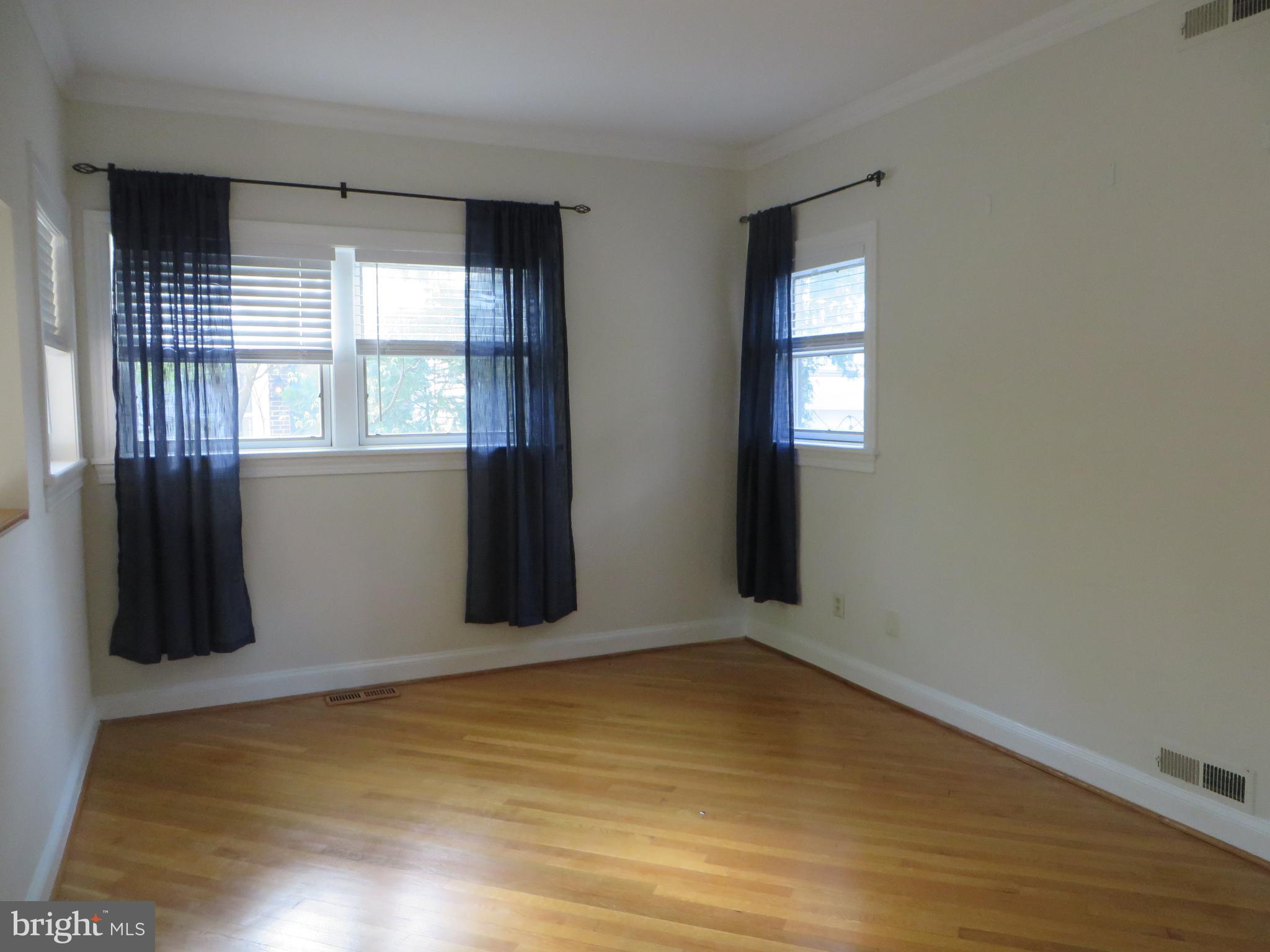 CARRIAGE WORKS - Residential Lease