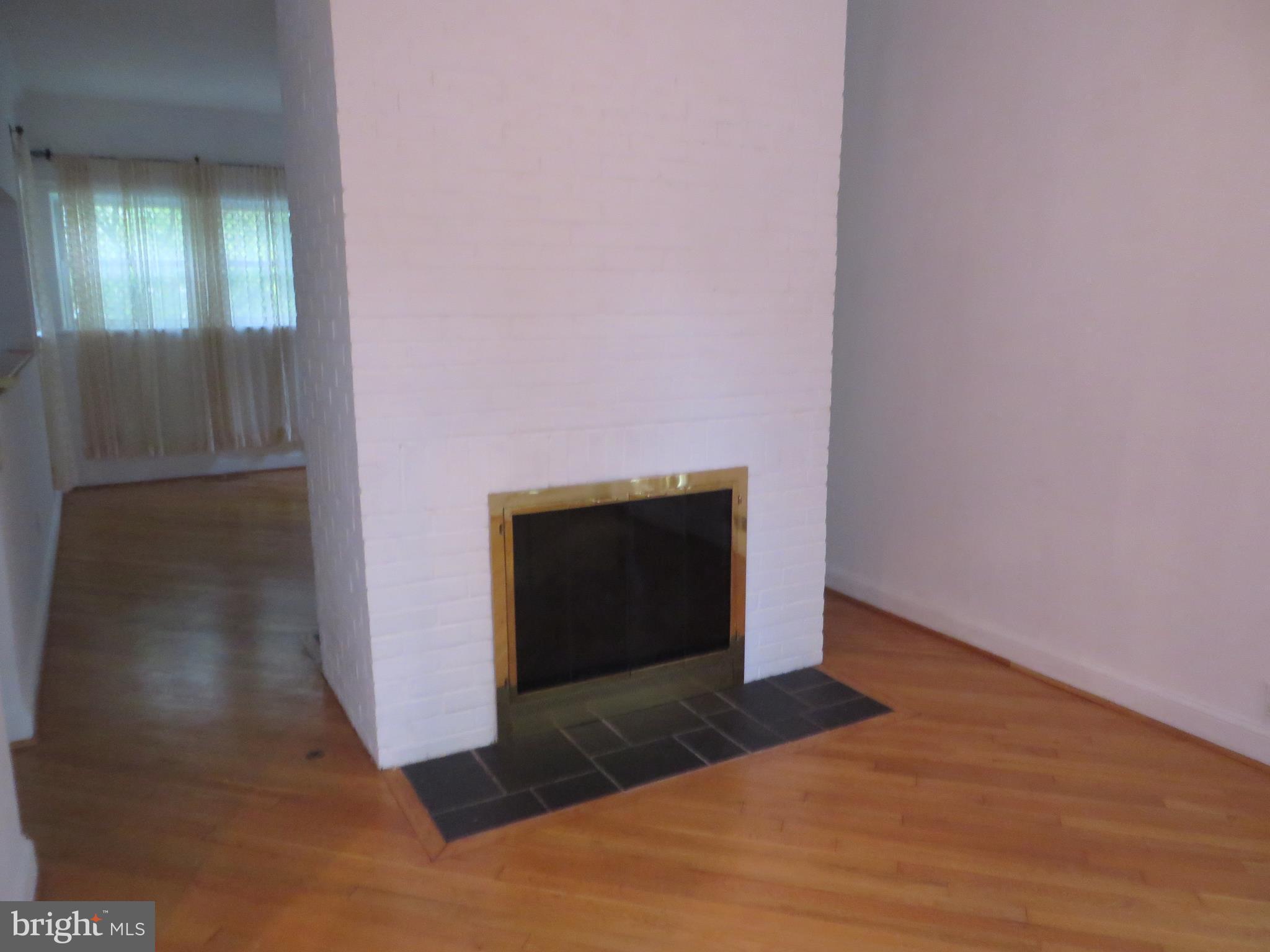 CARRIAGE WORKS - Residential Lease