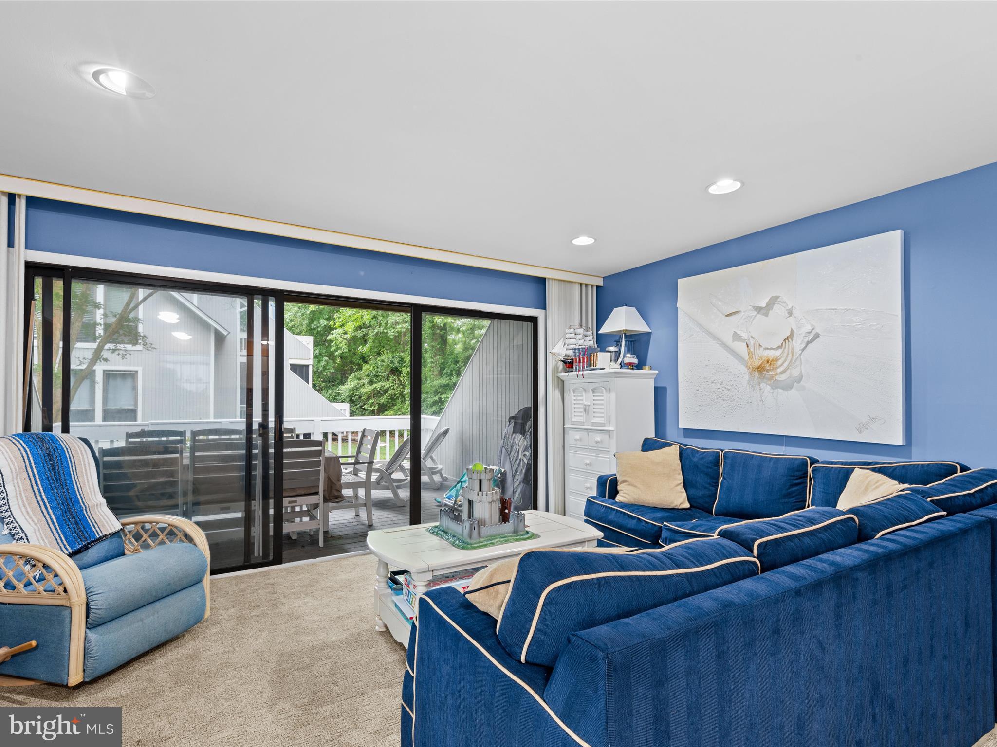 SEA COLONY WEST - Residential