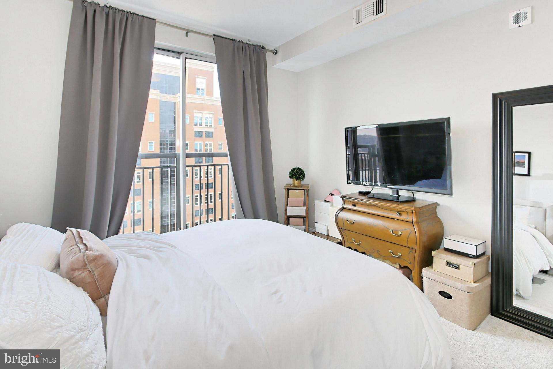 THE JAMIESON - Residential