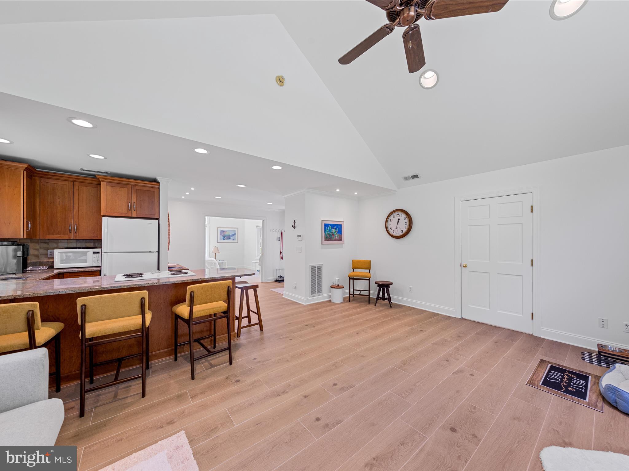 TRAVELERS REST - Residential