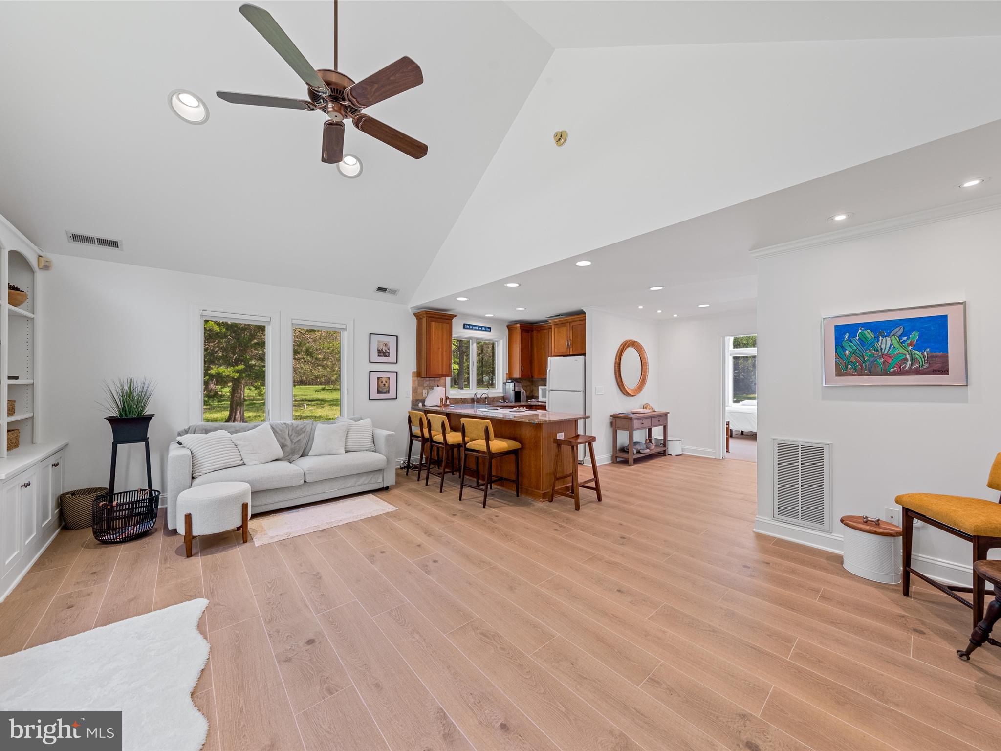 TRAVELERS REST - Residential