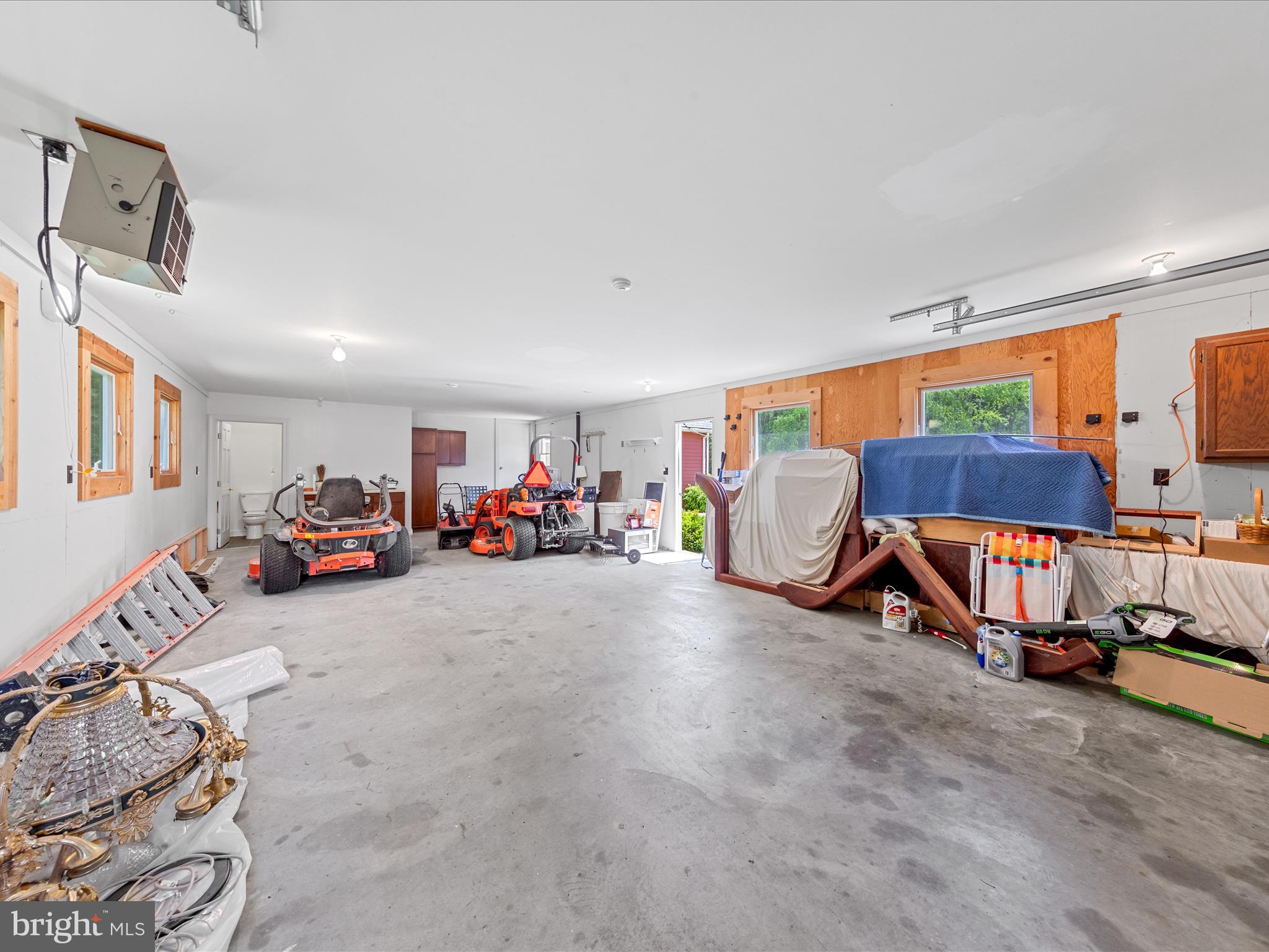 TRAVELERS REST - Residential