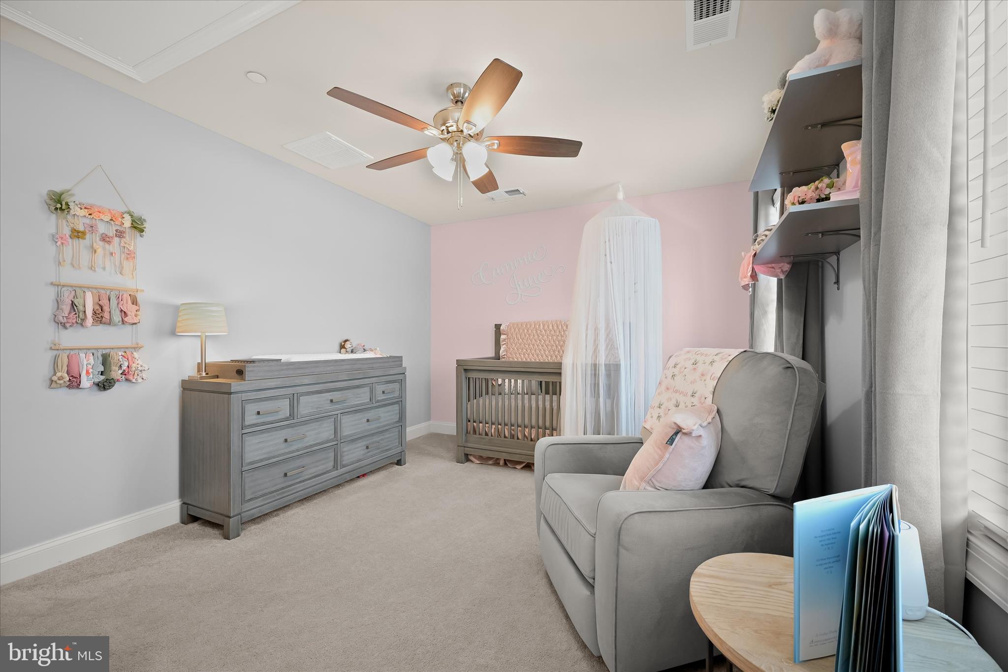 WATERS EDGE - Residential