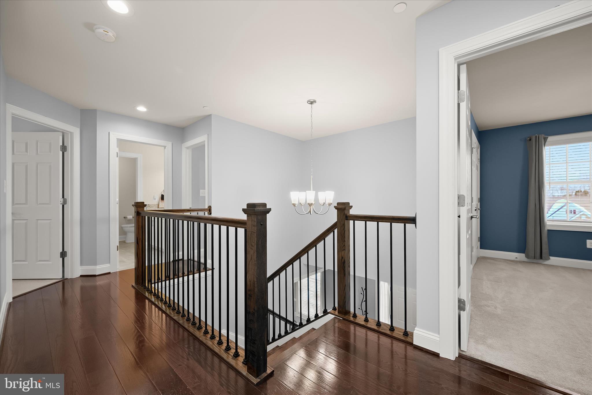 WATERS EDGE - Residential