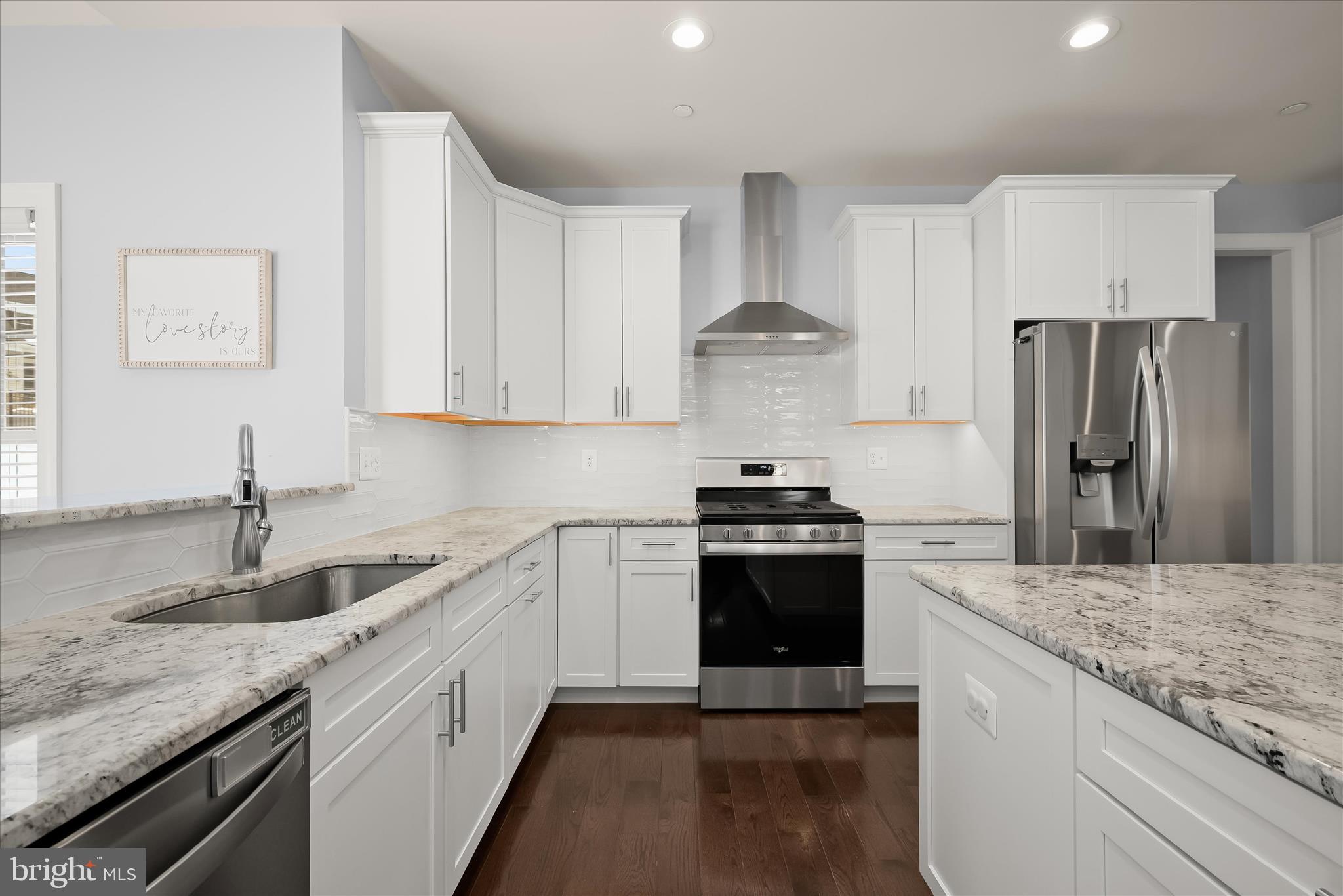 WATERS EDGE - Residential