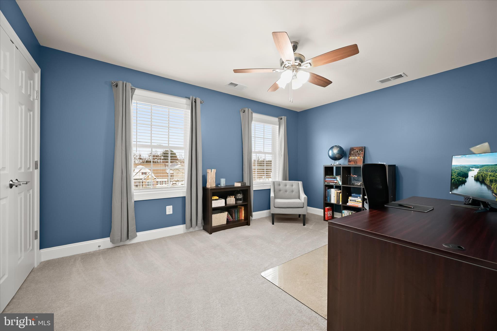 WATERS EDGE - Residential