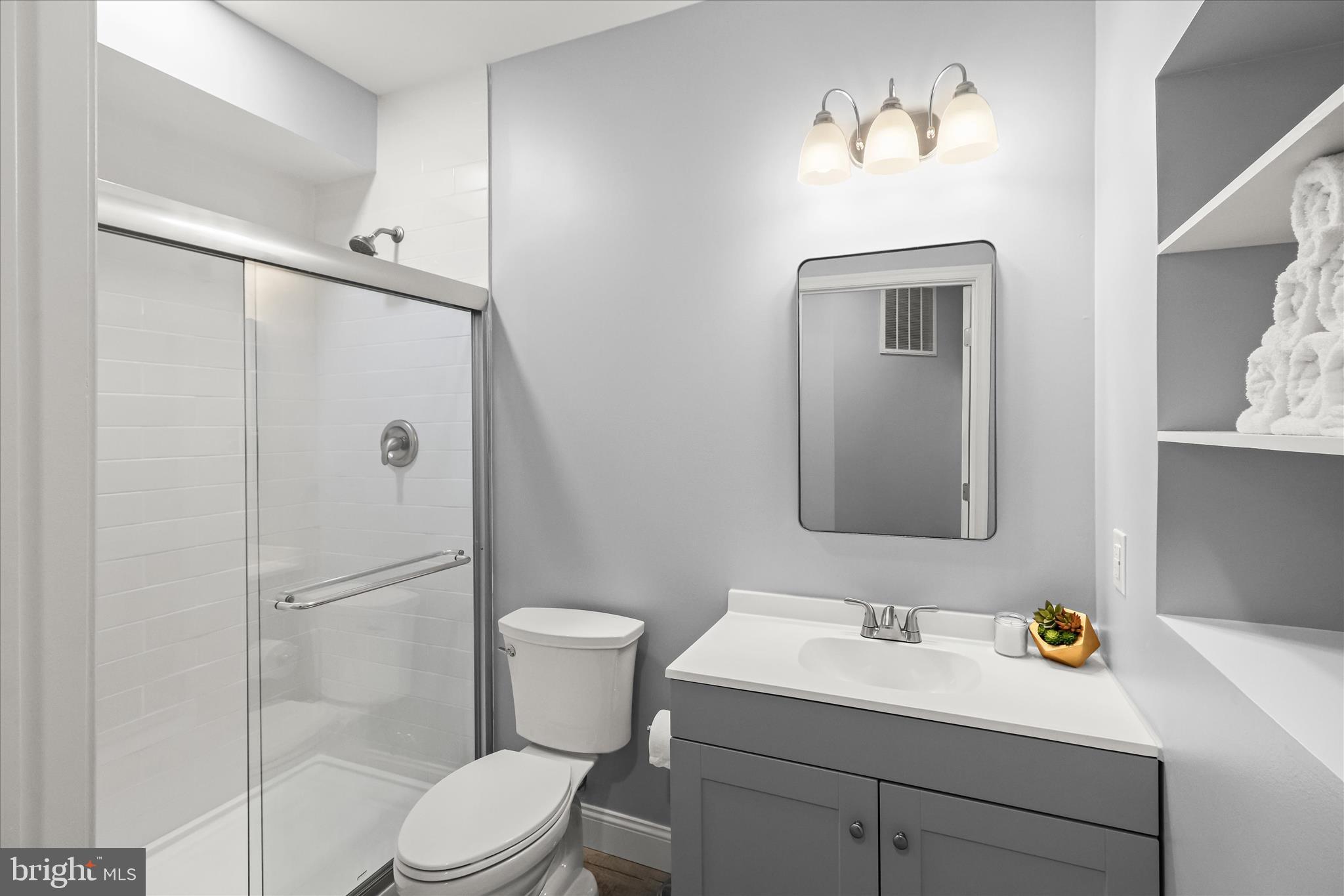 WATERS EDGE - Residential