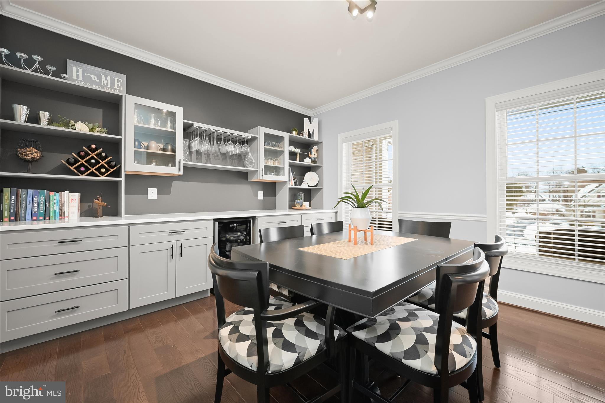 WATERS EDGE - Residential