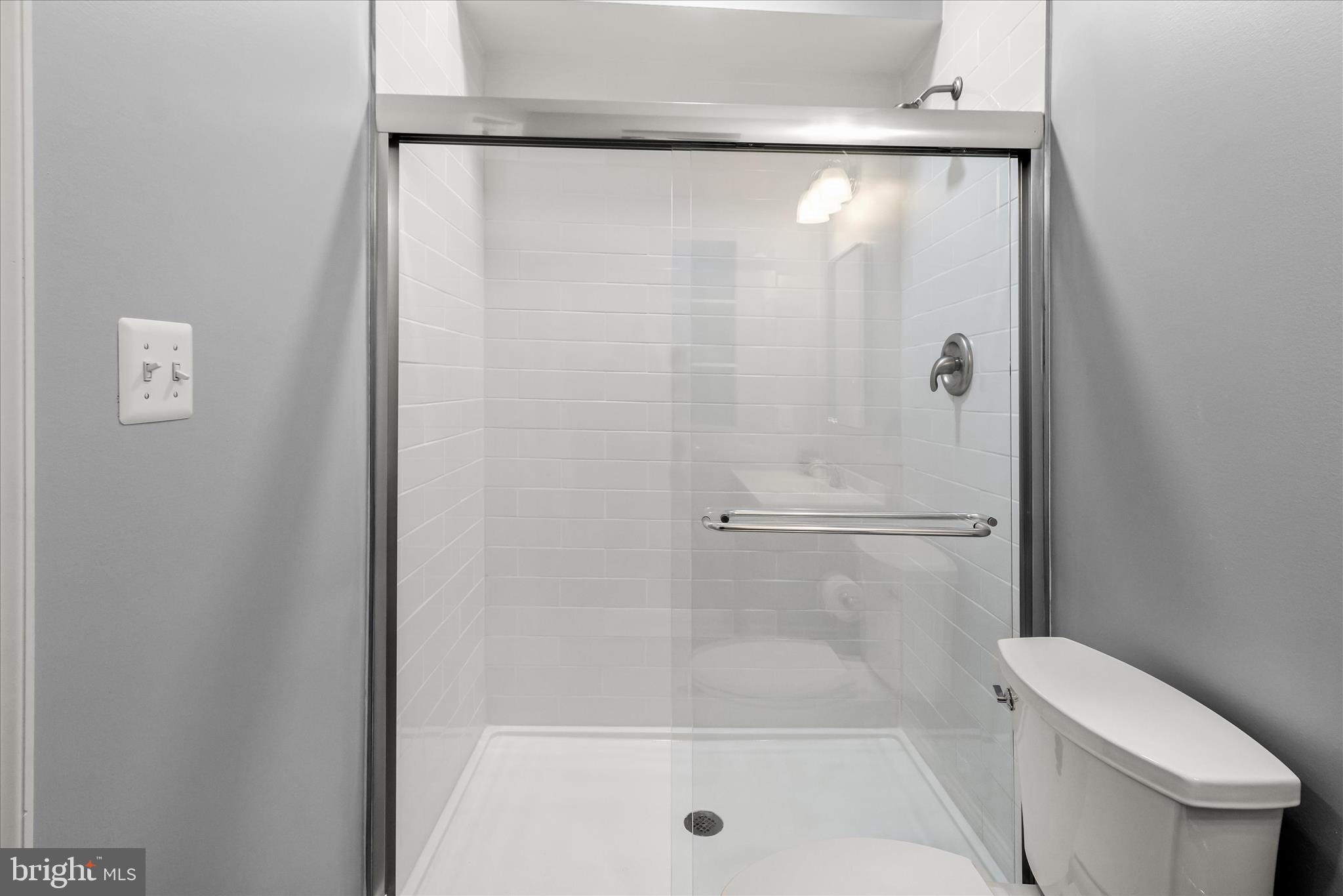 WATERS EDGE - Residential