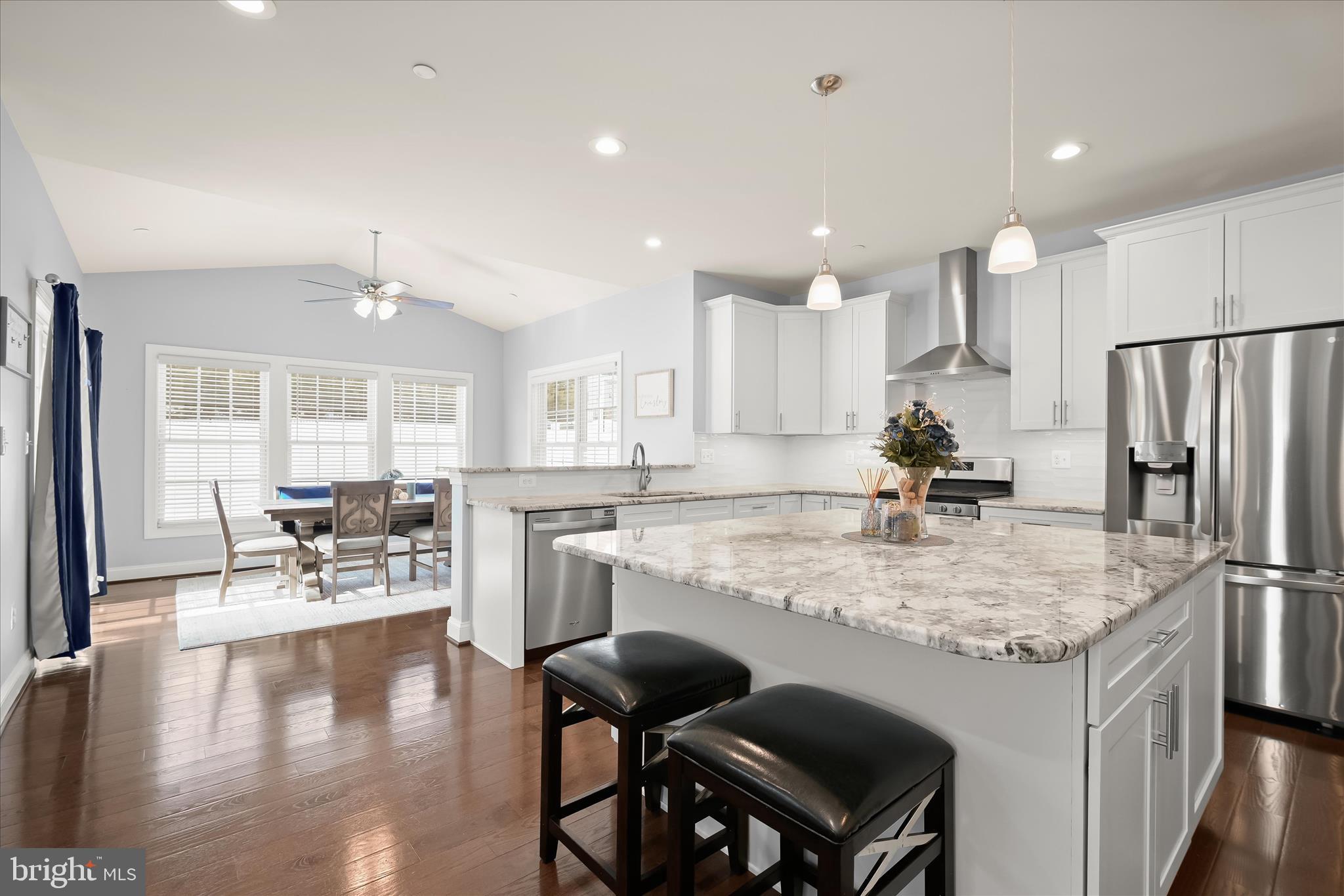 WATERS EDGE - Residential