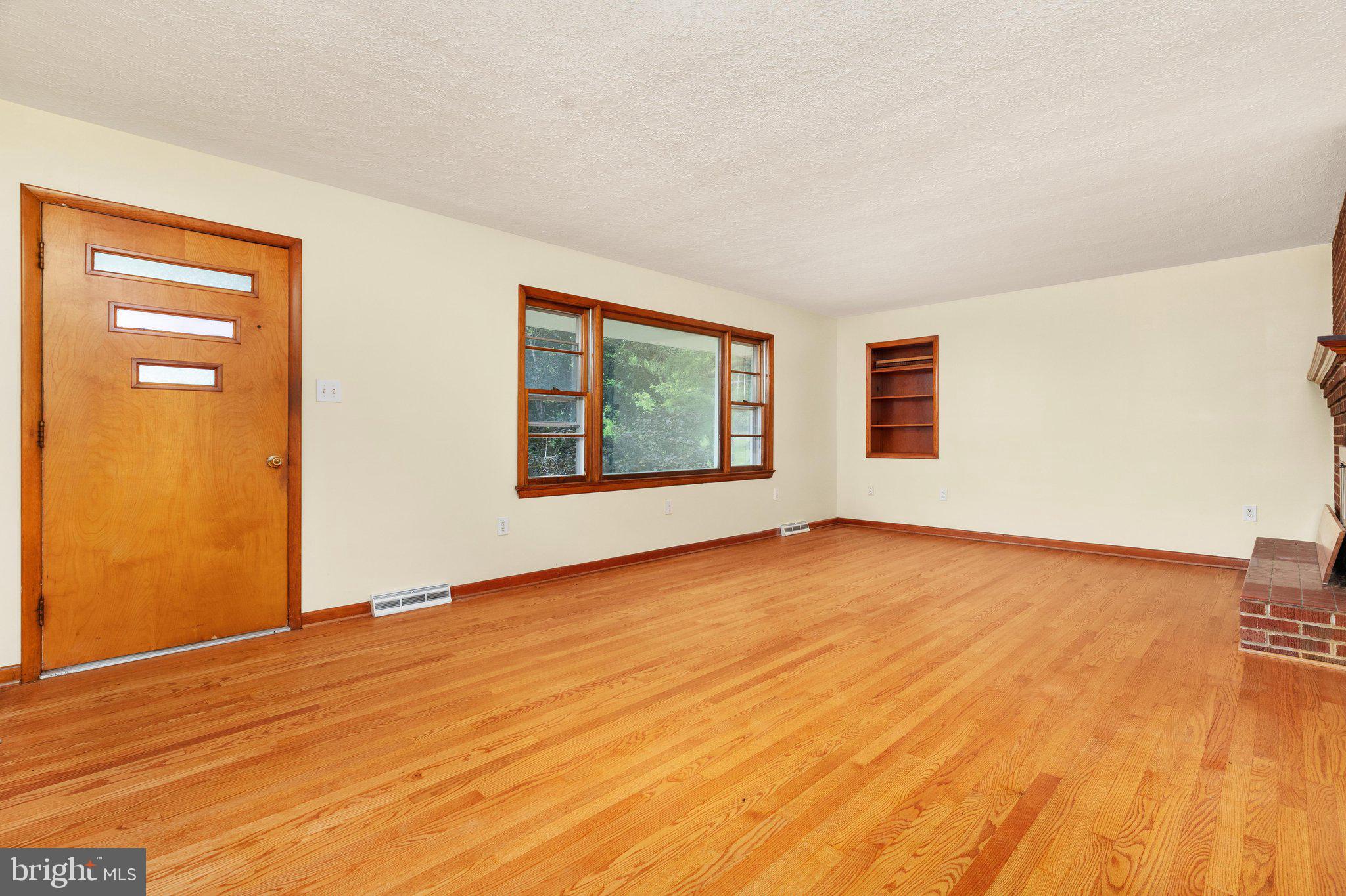 315 W MAIN STREET