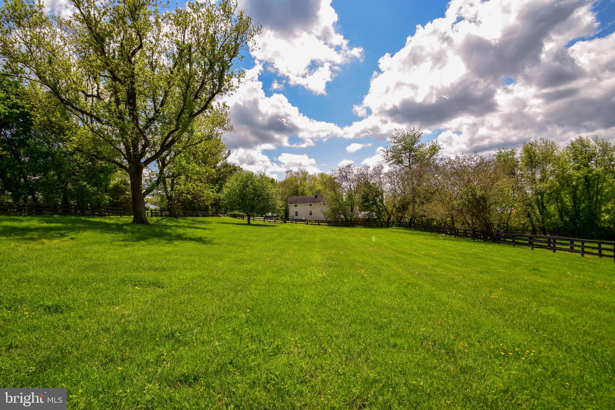 MY LADY'S MANOR - Residential