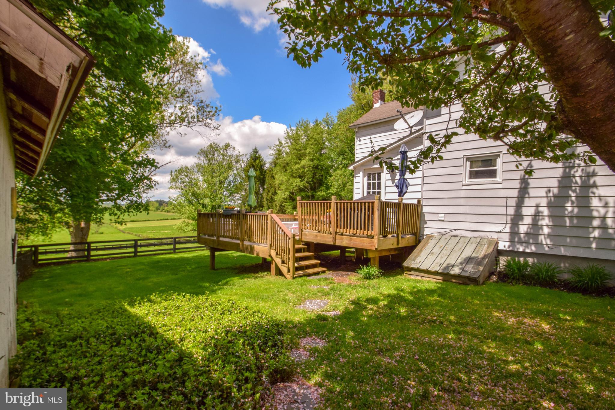 MY LADY'S MANOR - Residential