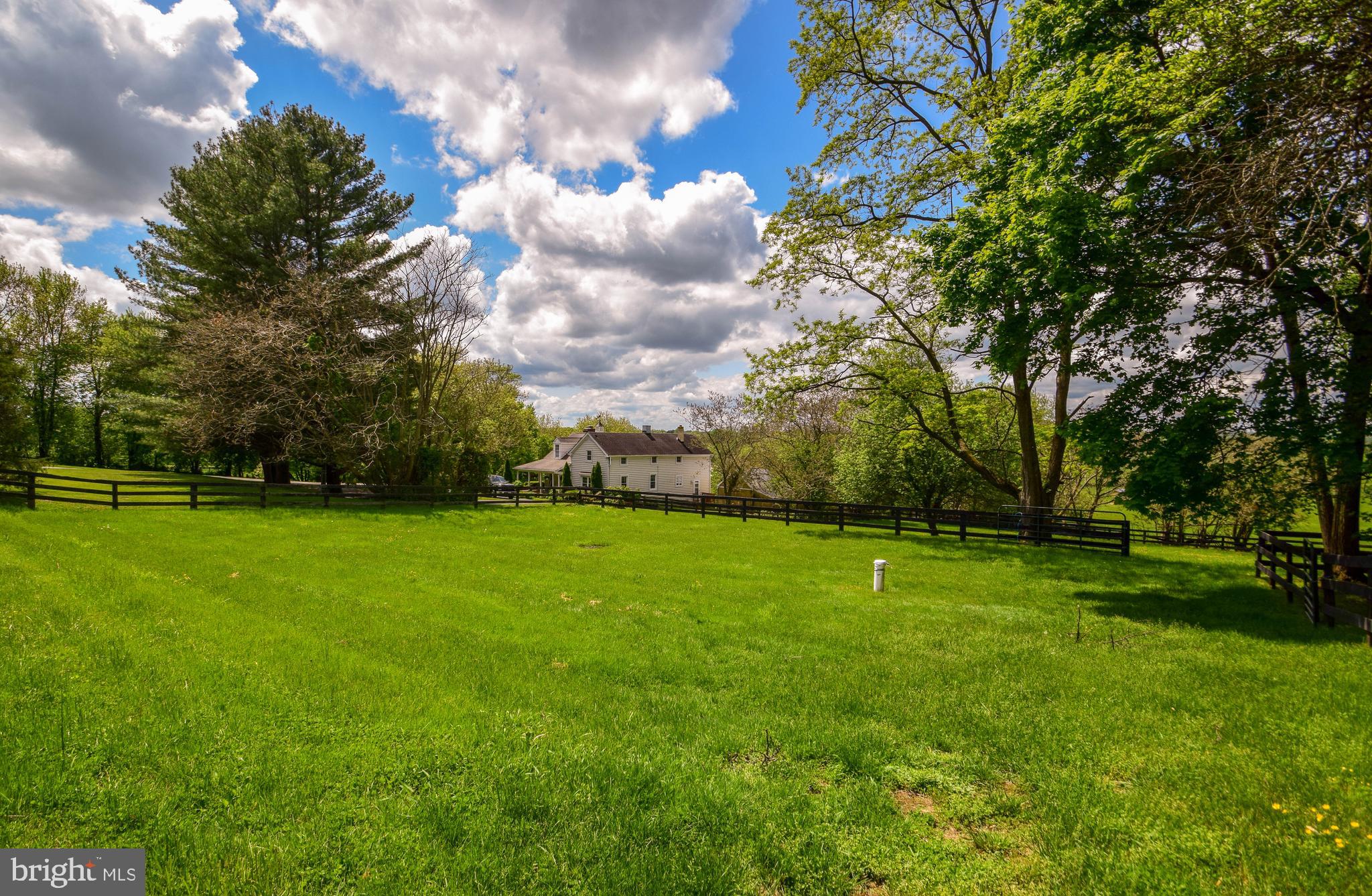 MY LADY'S MANOR - Residential