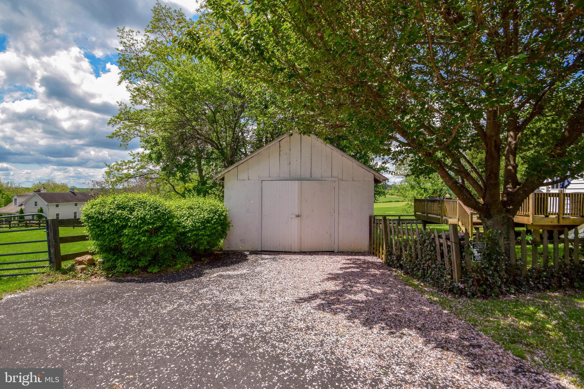 MY LADY'S MANOR - Residential