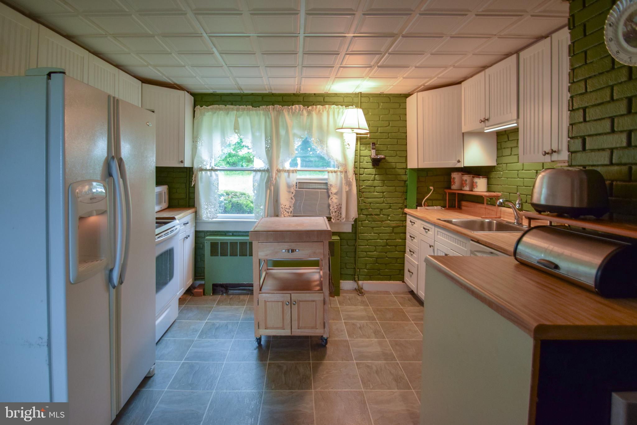 MY LADY'S MANOR - Residential