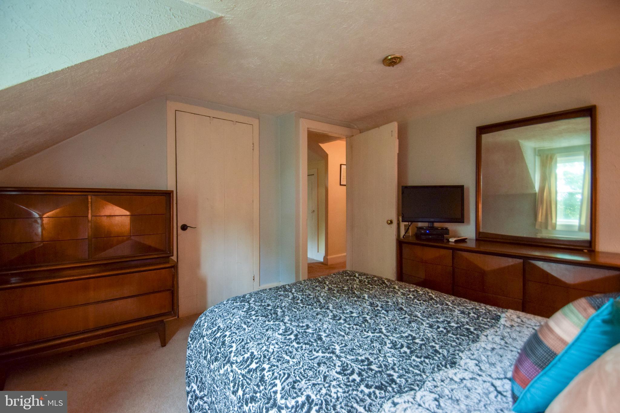 MY LADY'S MANOR - Residential