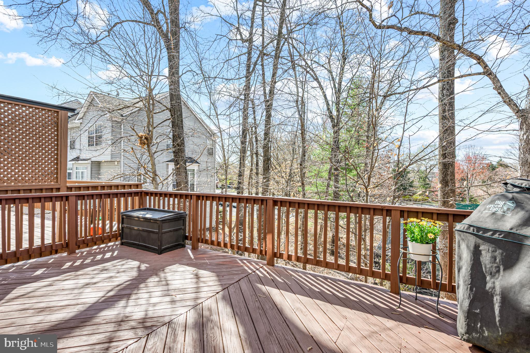 LOWES ISLAND - Residential