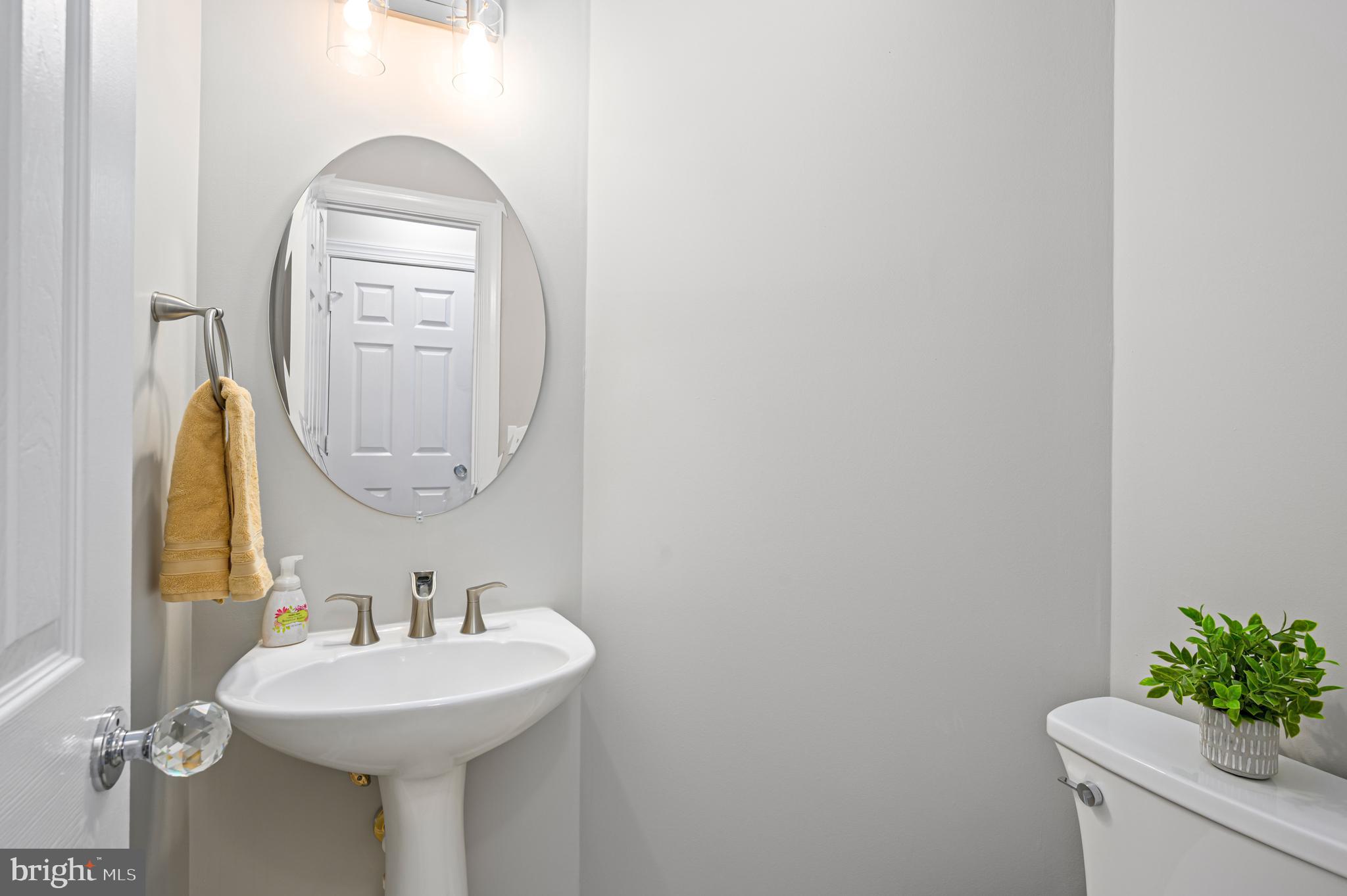 LOWES ISLAND - Residential