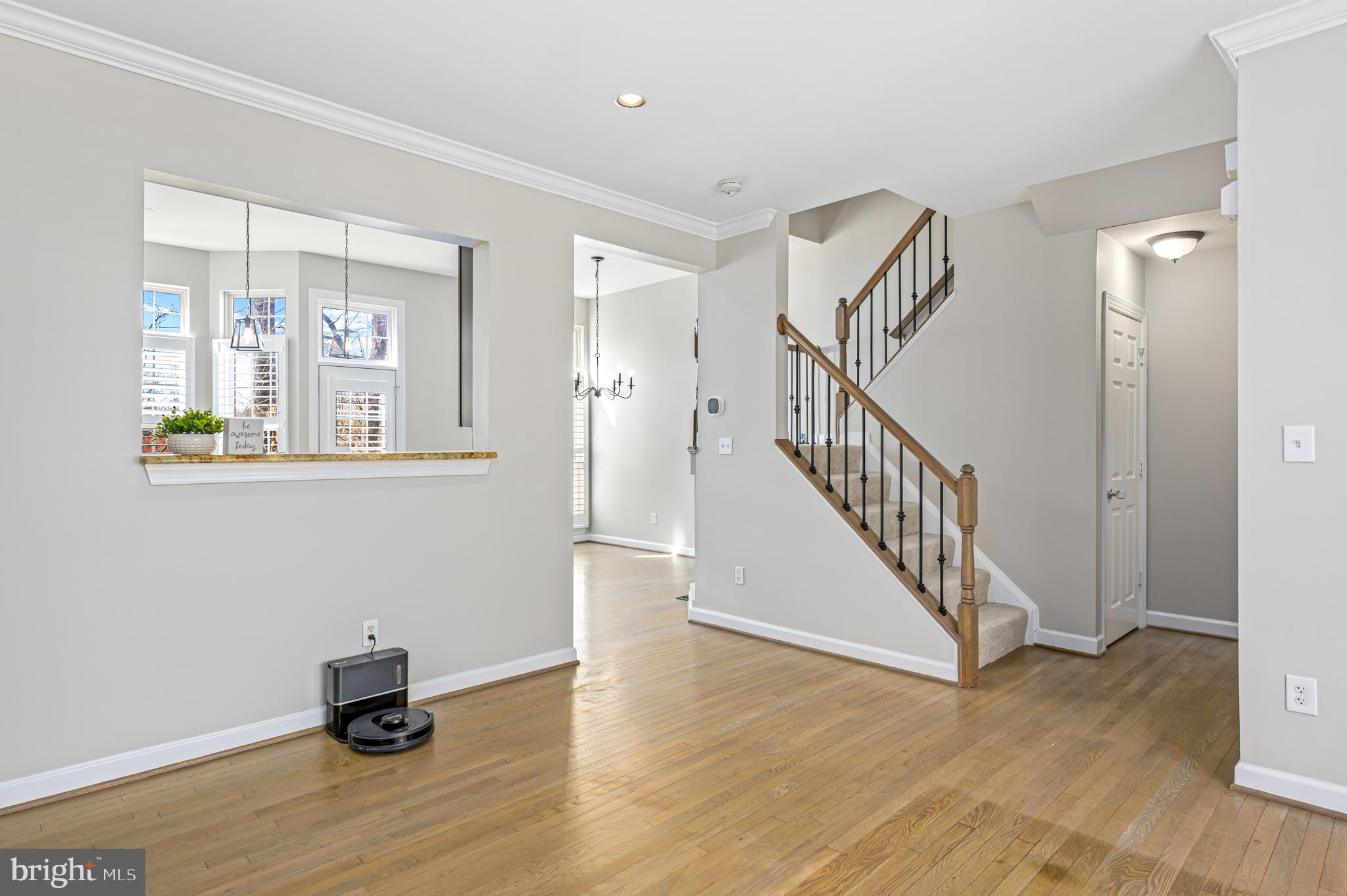 LOWES ISLAND - Residential