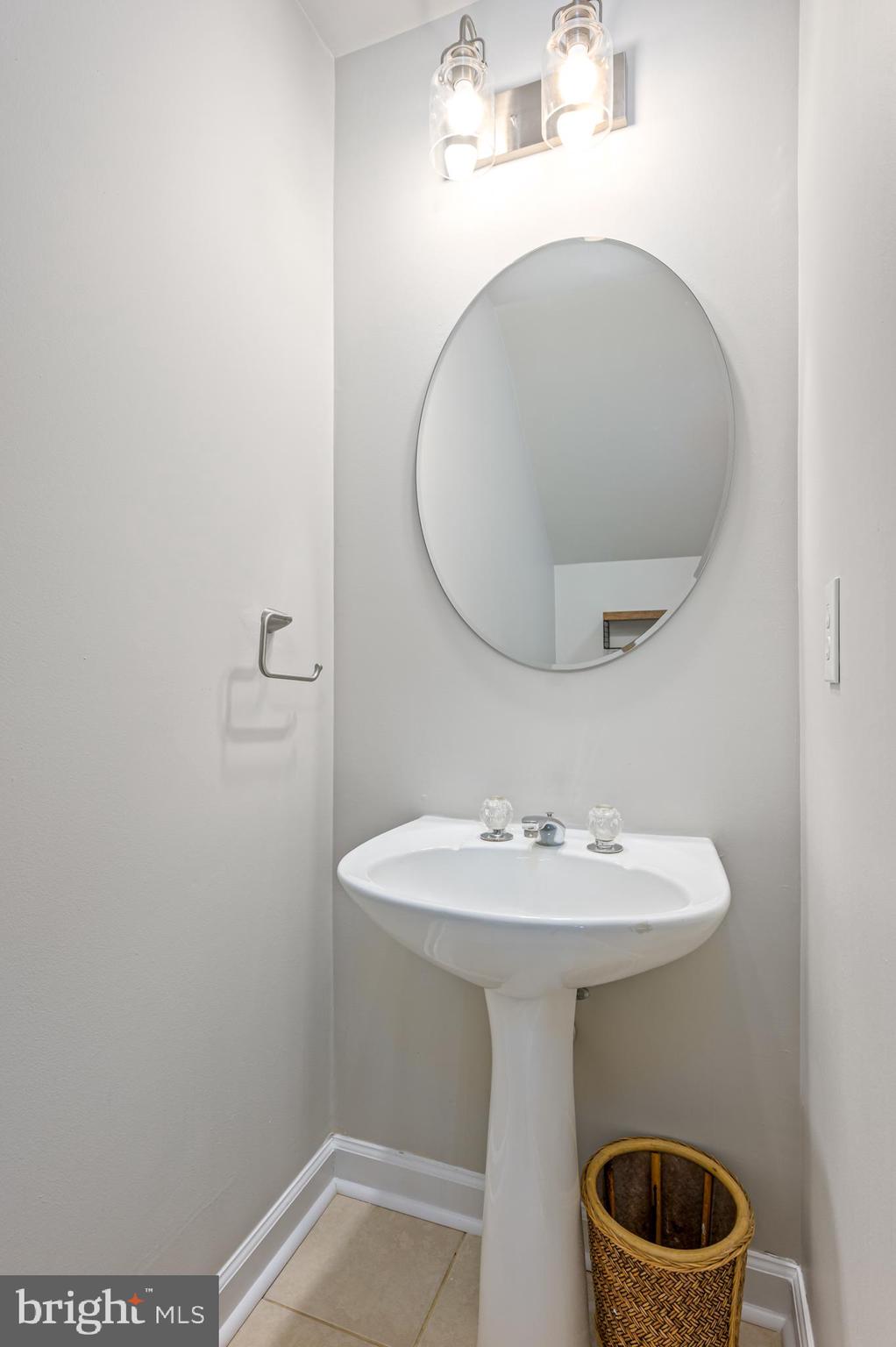 LOWES ISLAND - Residential