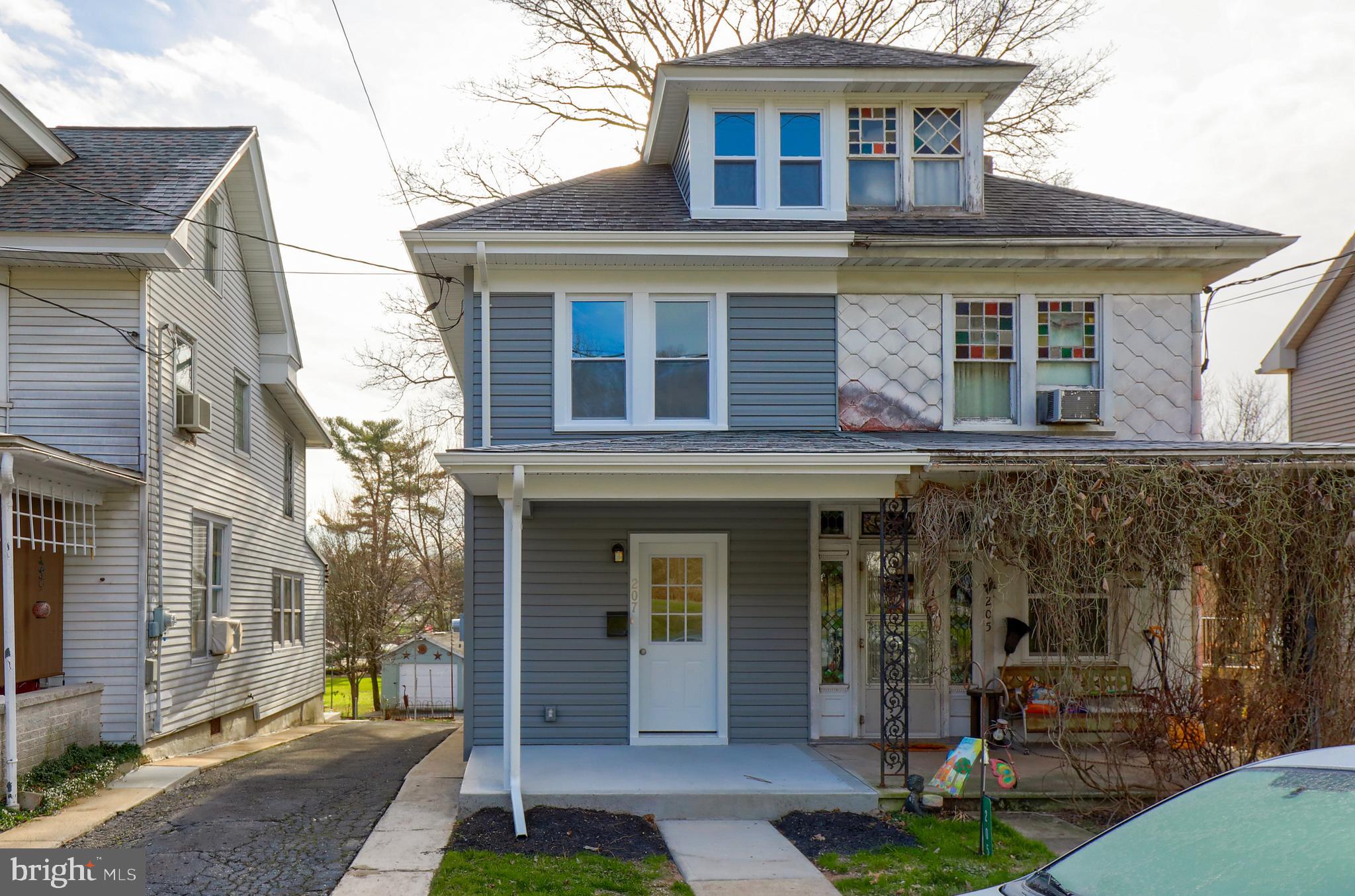 ADAMSTOWN - Residential