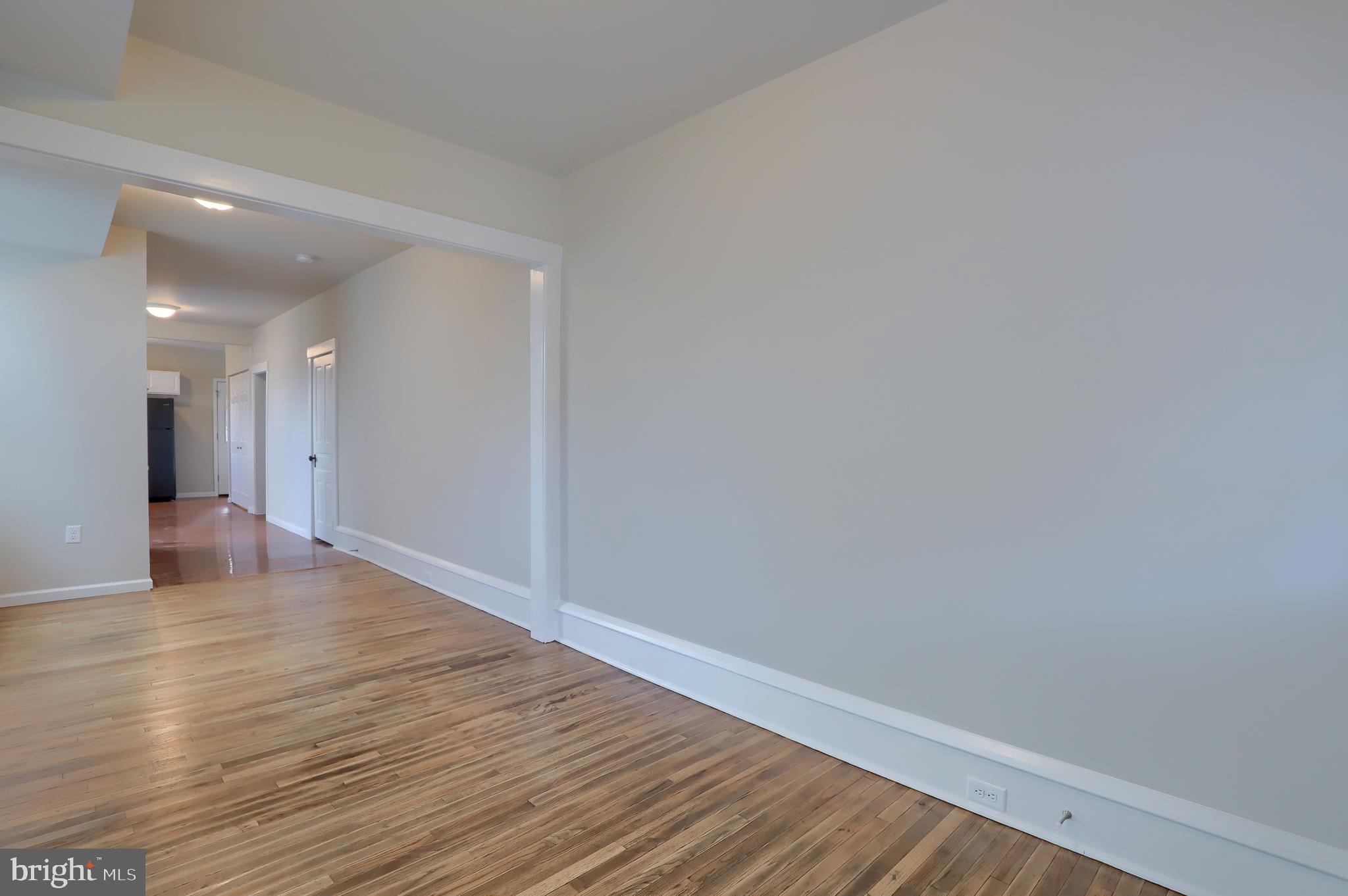 ADAMSTOWN - Residential