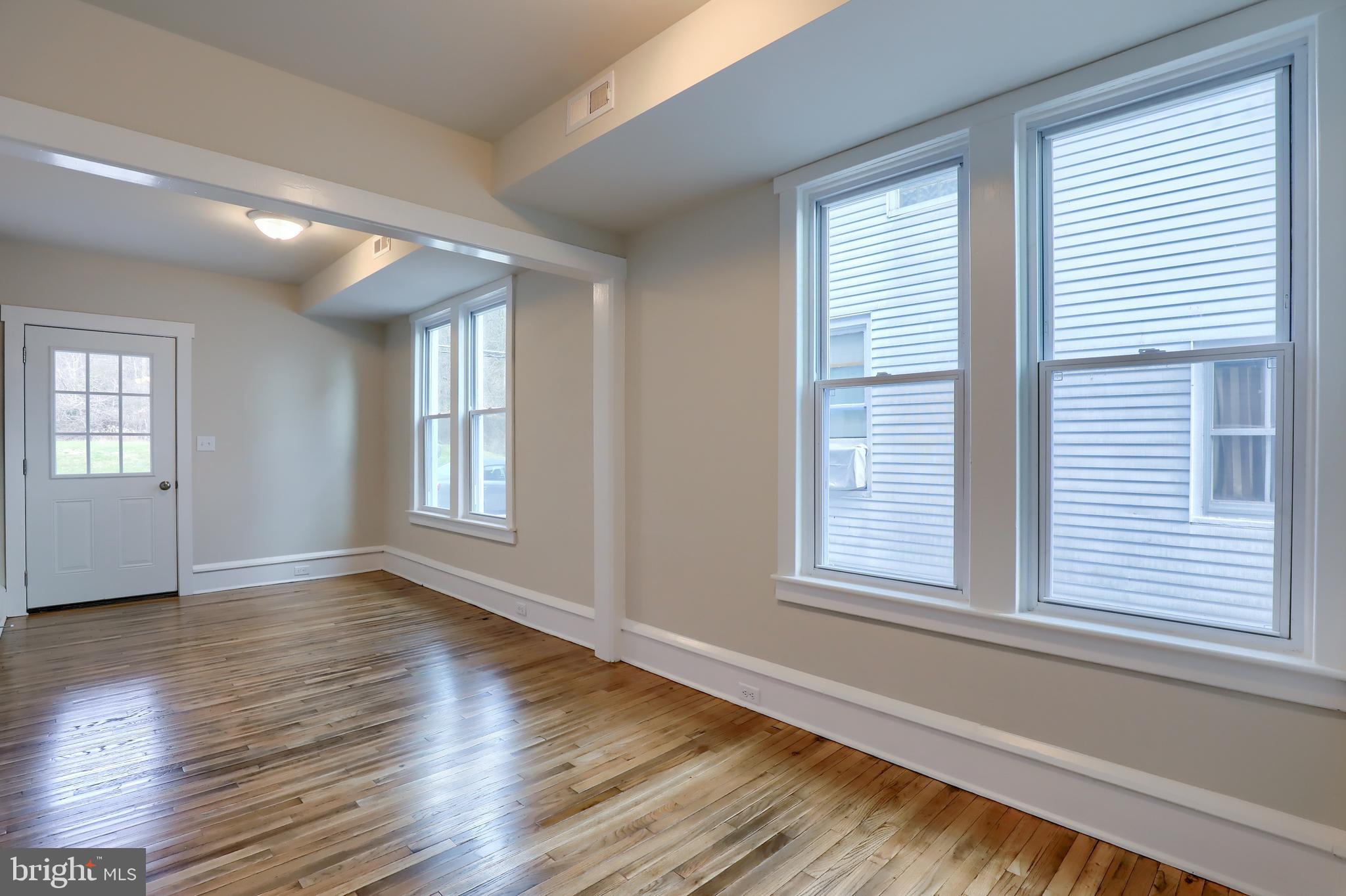 ADAMSTOWN - Residential