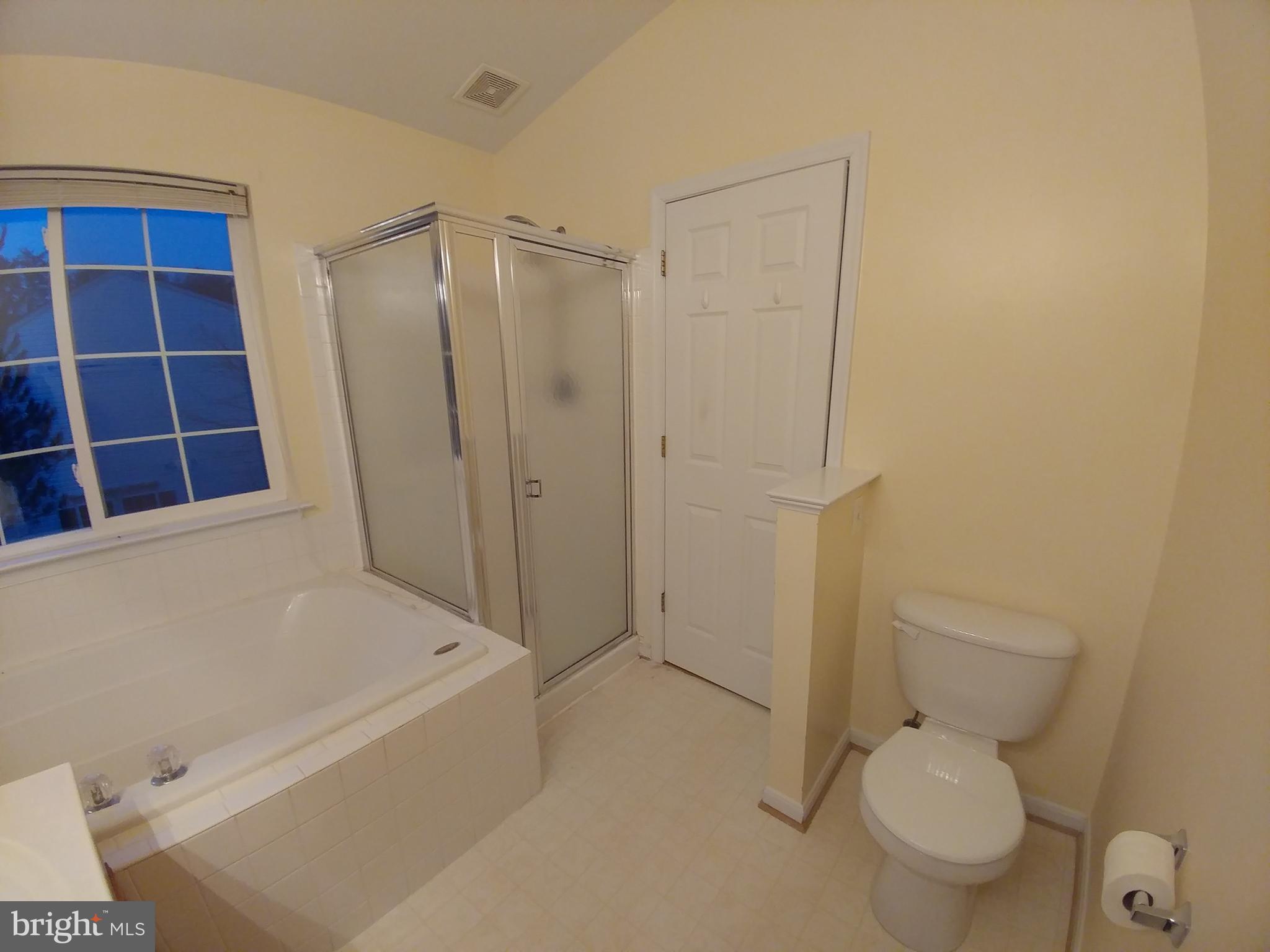 PINEY ORCHARD - Residential Lease