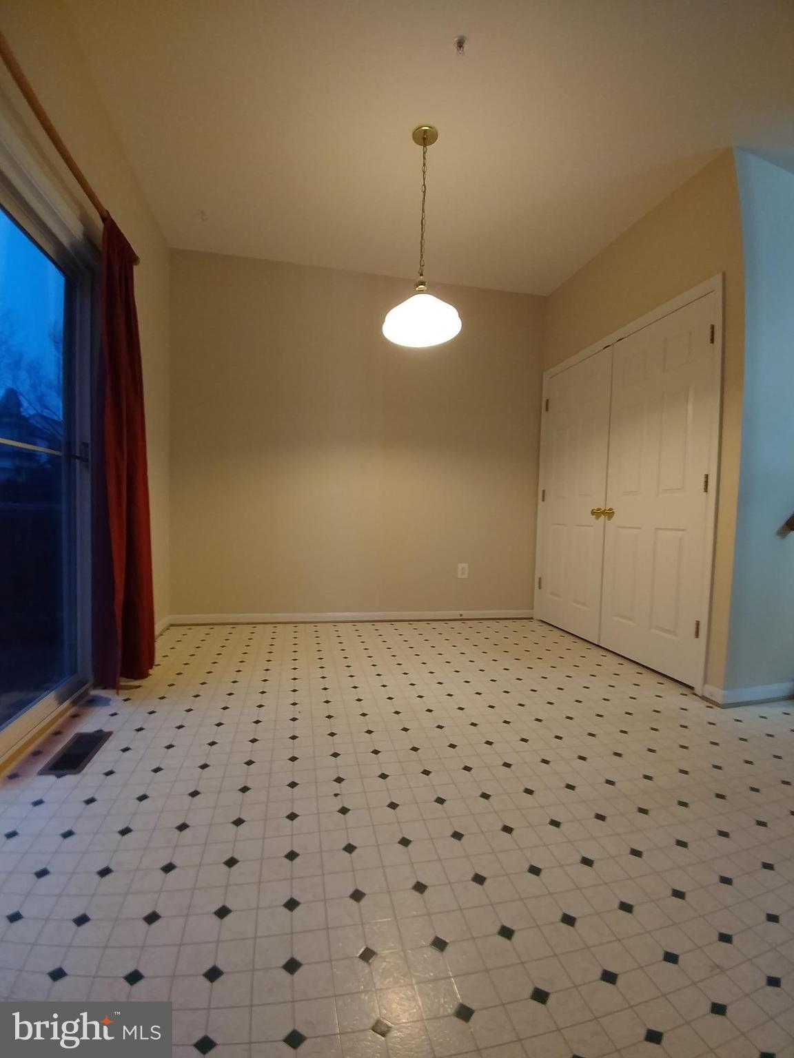 PINEY ORCHARD - Residential Lease