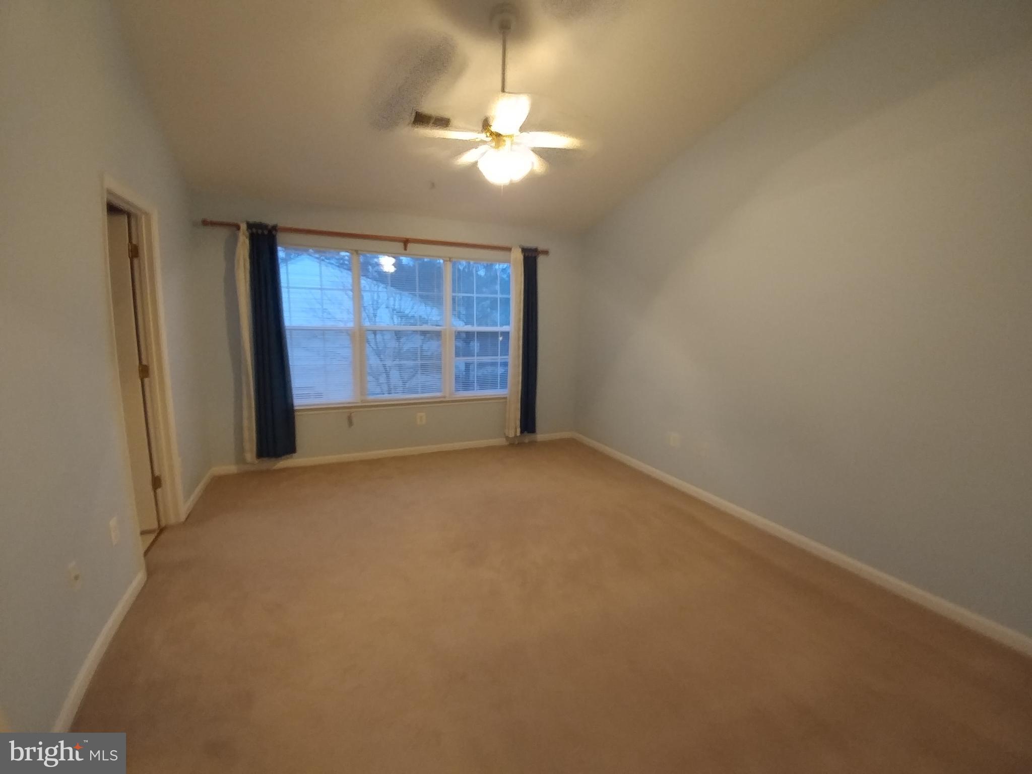 PINEY ORCHARD - Residential Lease