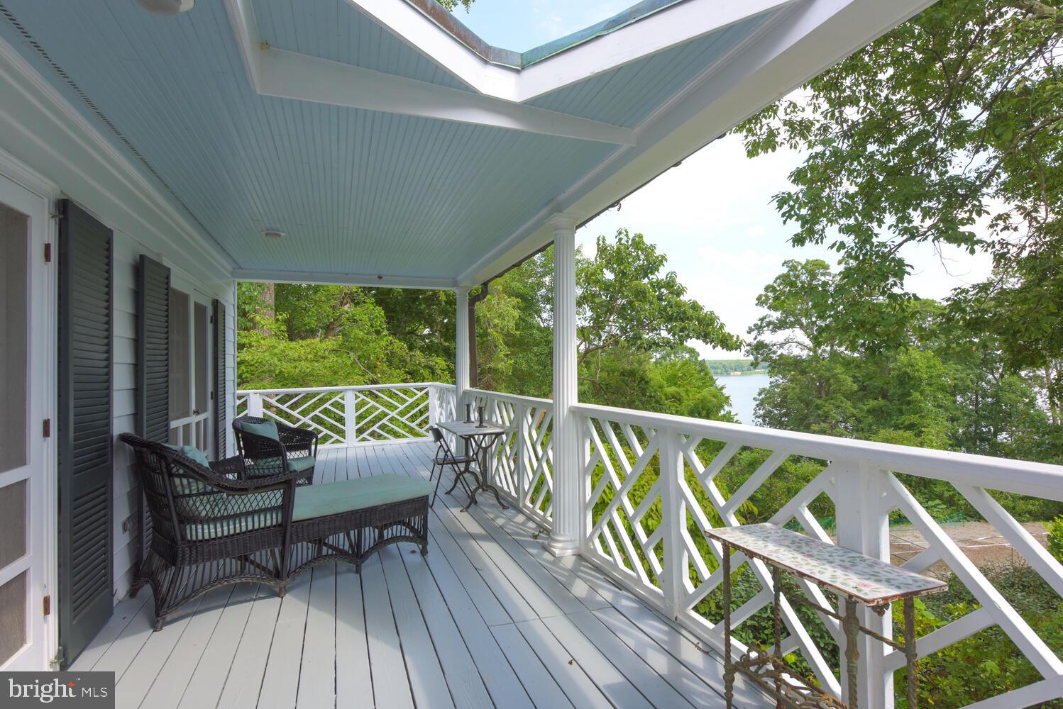 MASON NECK - Residential