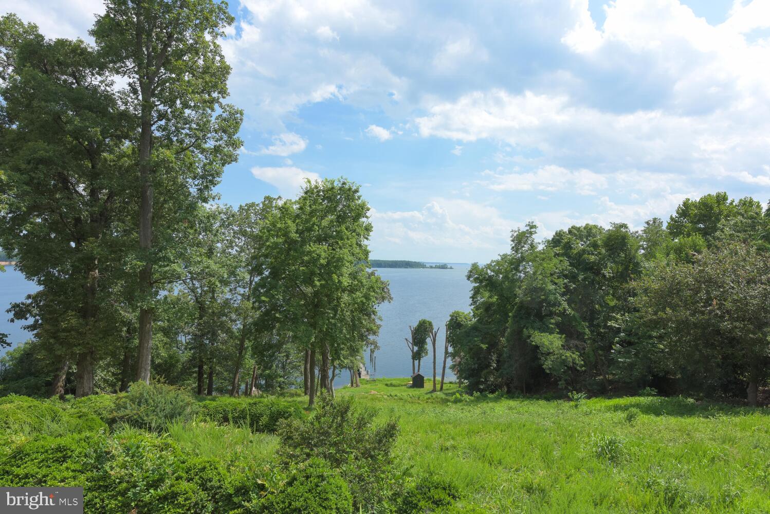 MASON NECK - Residential