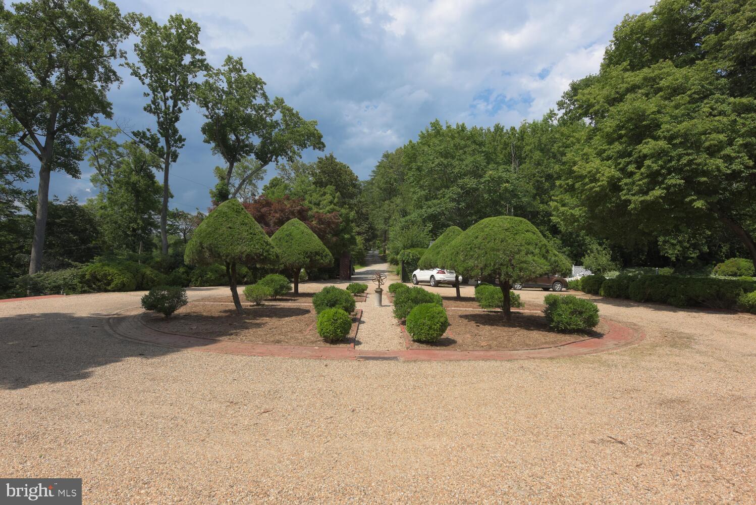 MASON NECK - Residential