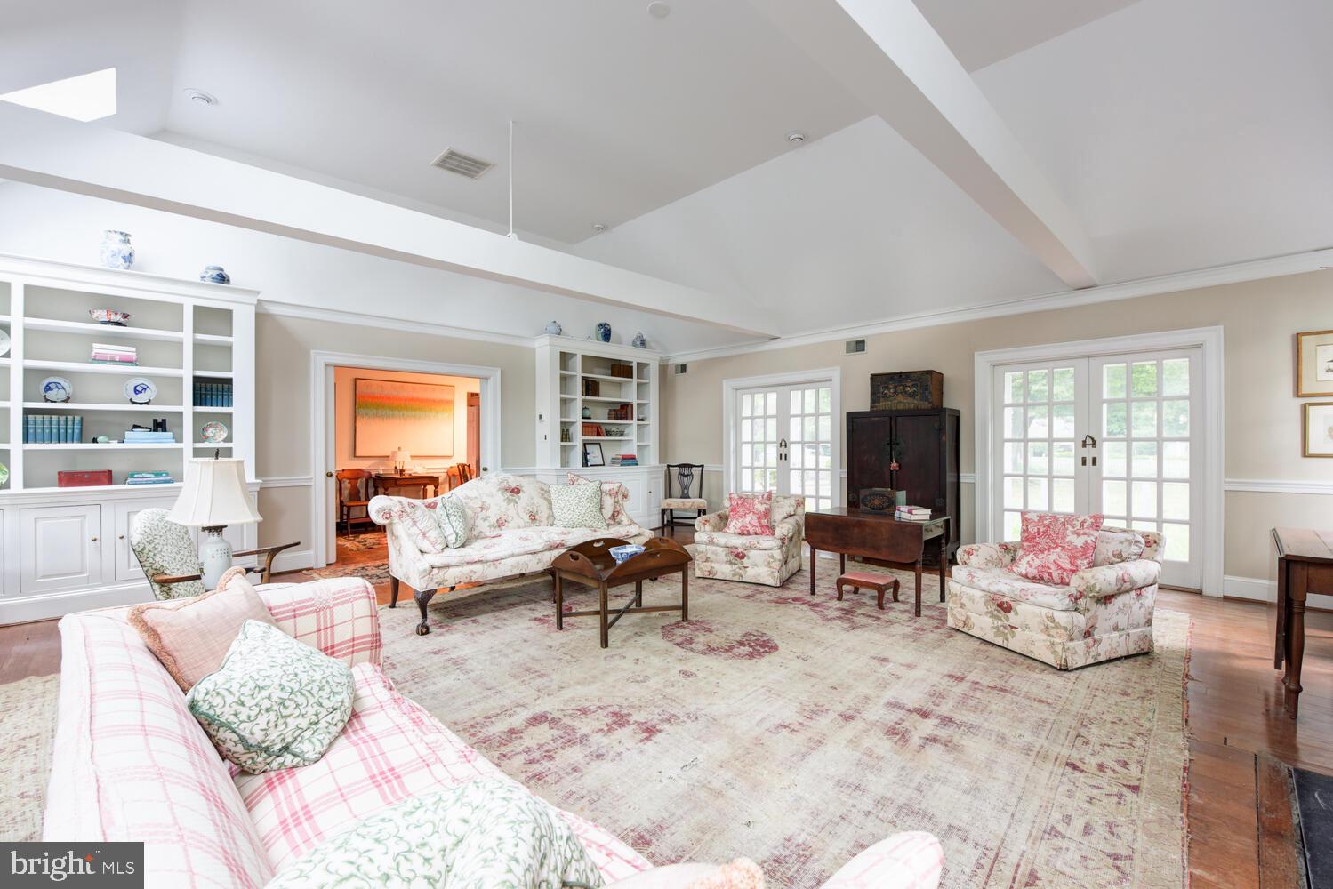 MASON NECK - Residential