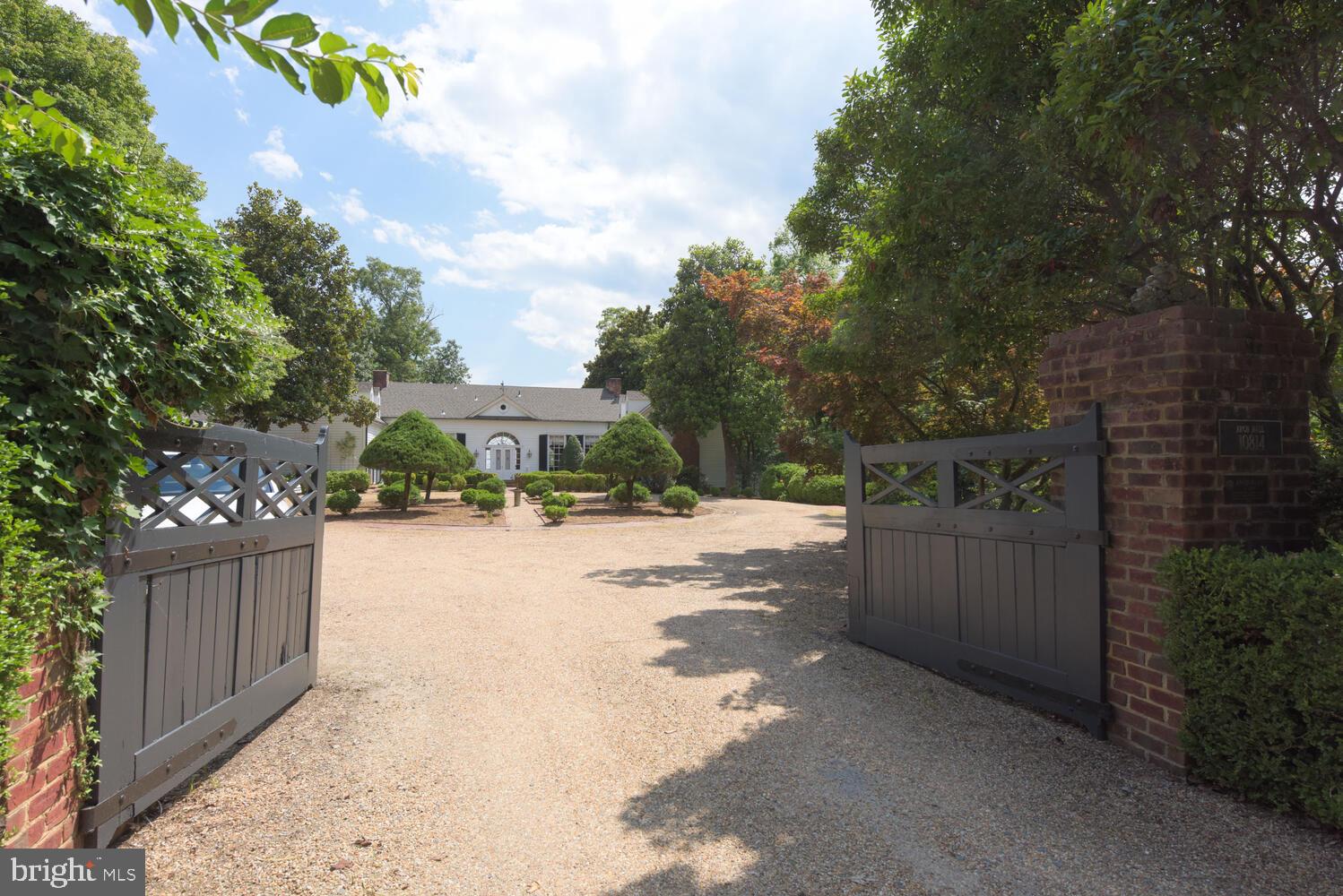 MASON NECK - Residential