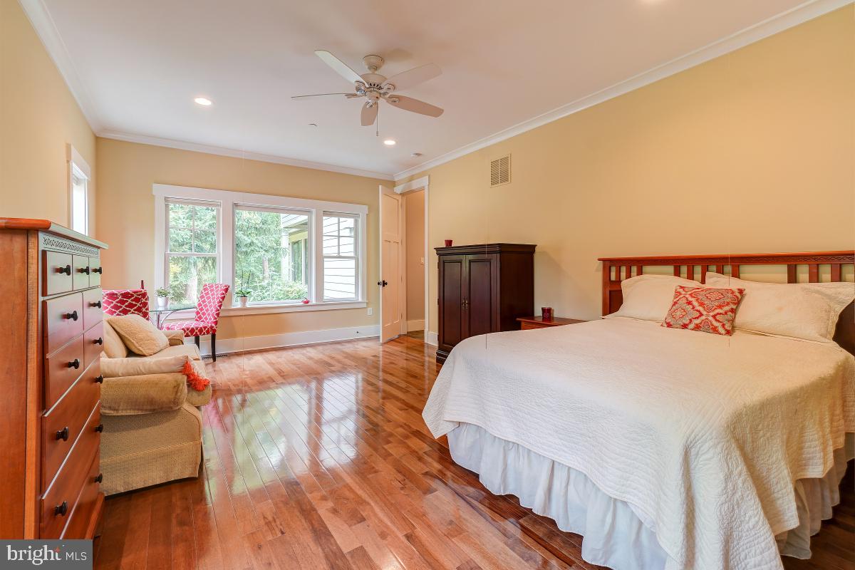 PARKWOOD - Residential