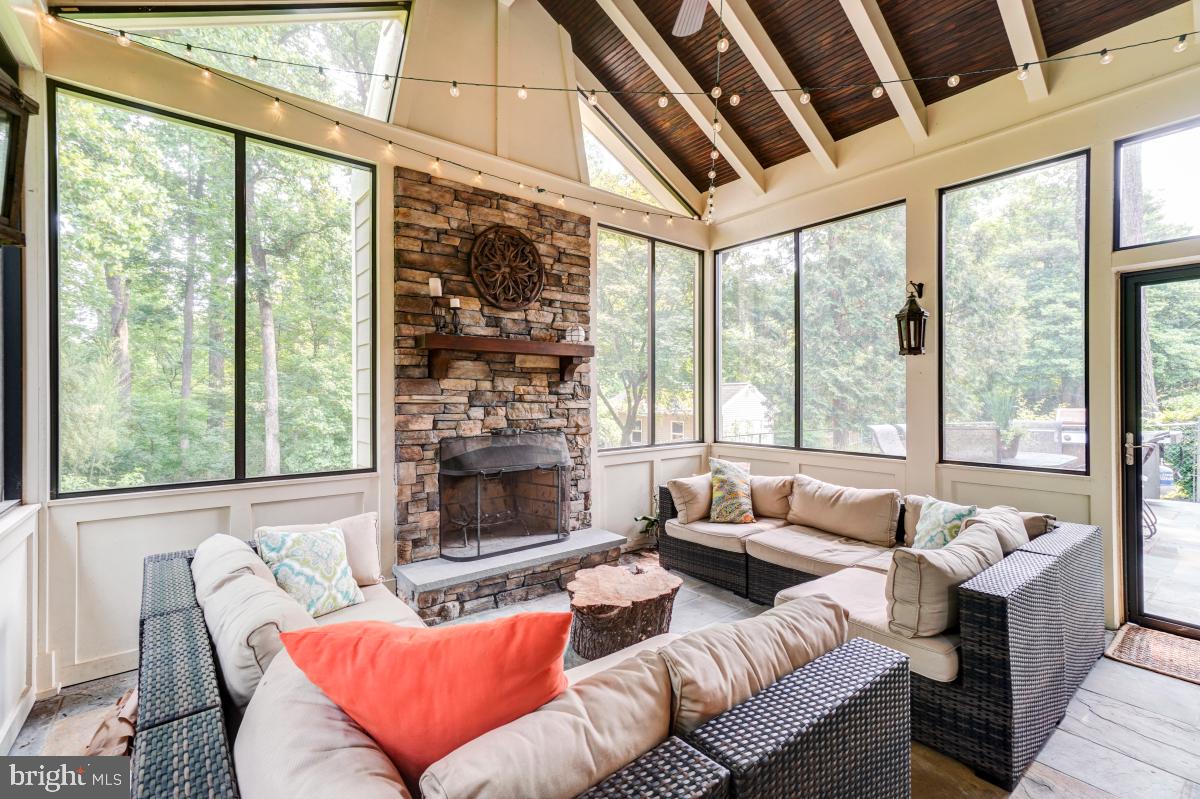 PARKWOOD - Residential